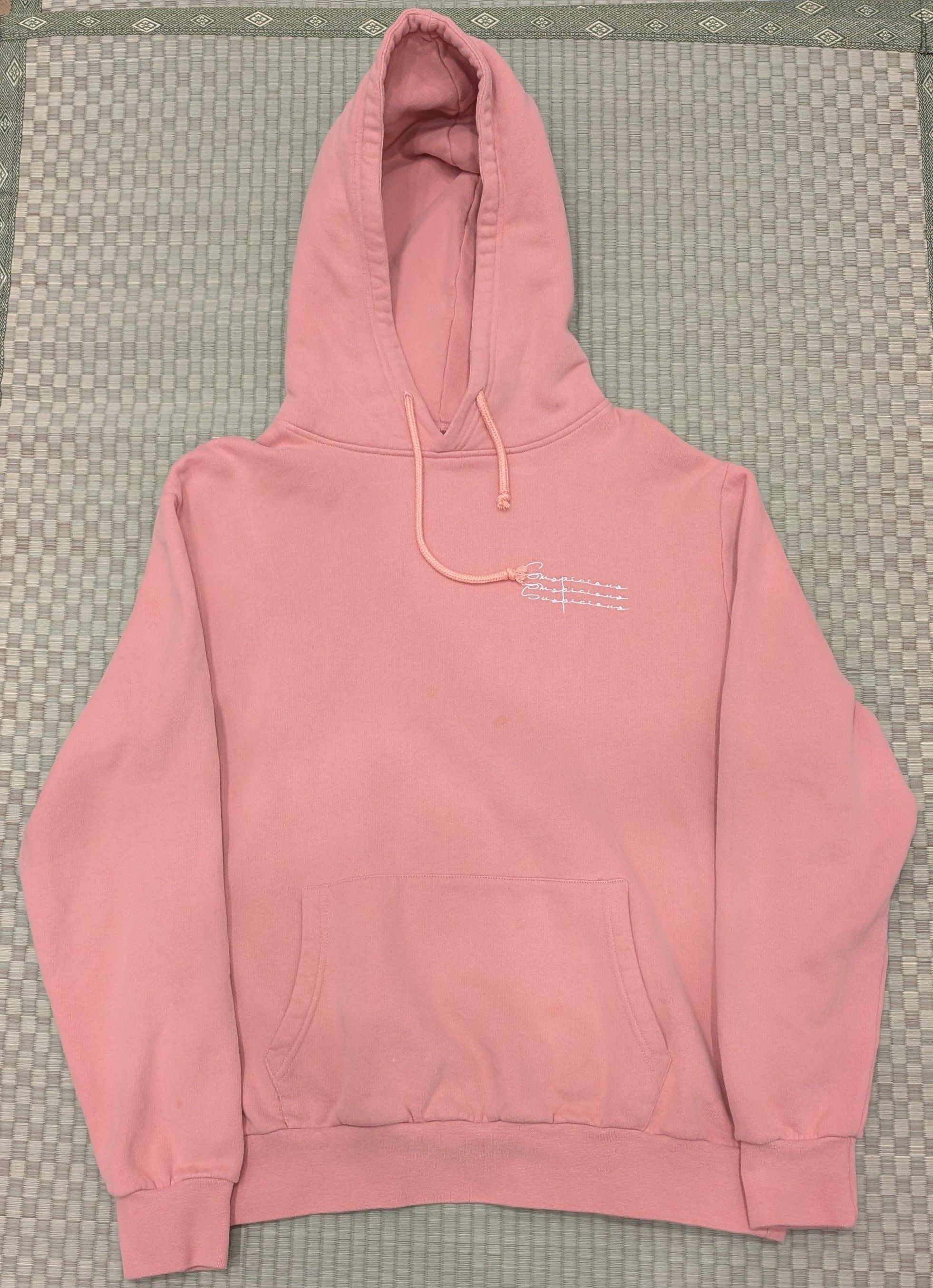 Suspicious Antwerp Suspicious Antwerp Graphic Spellout Hoodie Made in Portugal Size US M / EU 48-50 / 2 - 2 Thumbnail