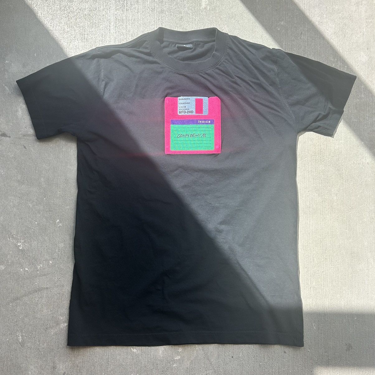 Marcelo Burlon Marcelo Burlon County of Milan Floppy Disk T-Shirt Size US L / EU 52-54 / 3 - 1 Thumbnail
