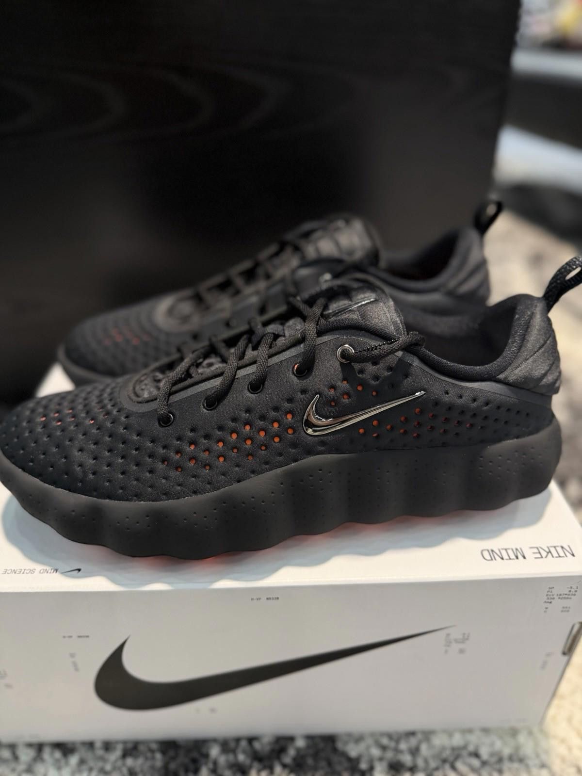 Nike Size 12.5M - Nike Mind 002 Black Hyper Crimson HQ4308-001 Size US 12.5 / EU 45-46 - 7 Thumbnail