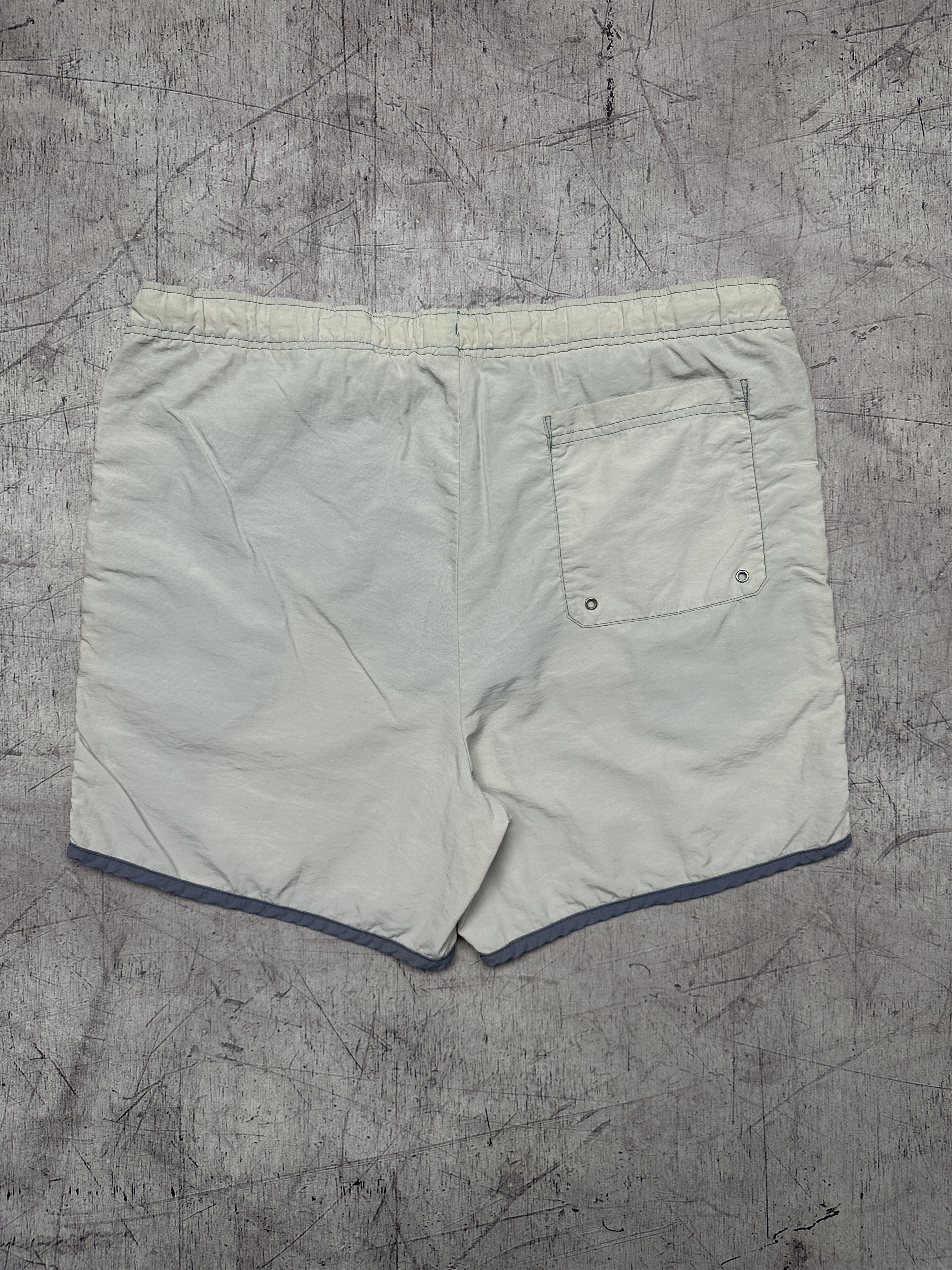 Nike Nike 90s Vintage Mens Nylon Shorts Size US 32 / EU 48 - 8 Thumbnail