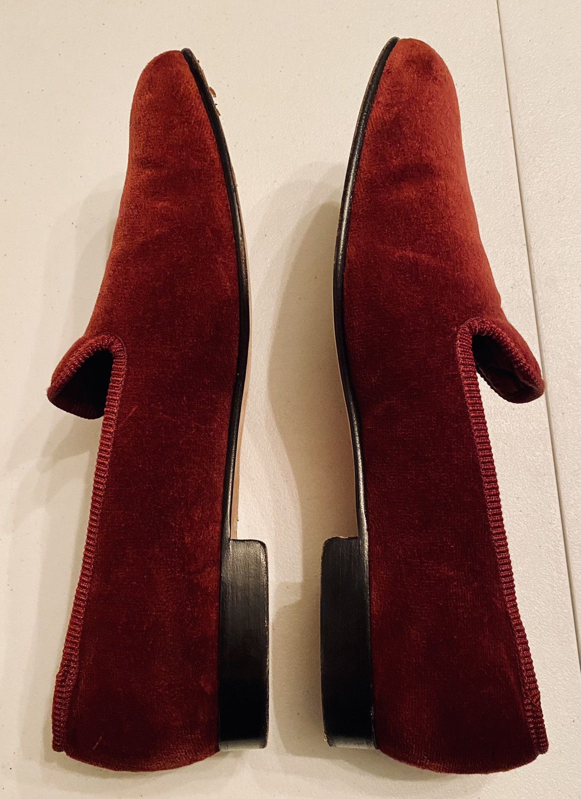 George Cleverley GEORGE CLEVERLEY 🏴󠁧󠁢󠁥󠁮󠁧󠁿 RED VELVET ALBERT SATIN QUILT LOAFER 12 Size US 12 / EU 45 - 7 Thumbnail
