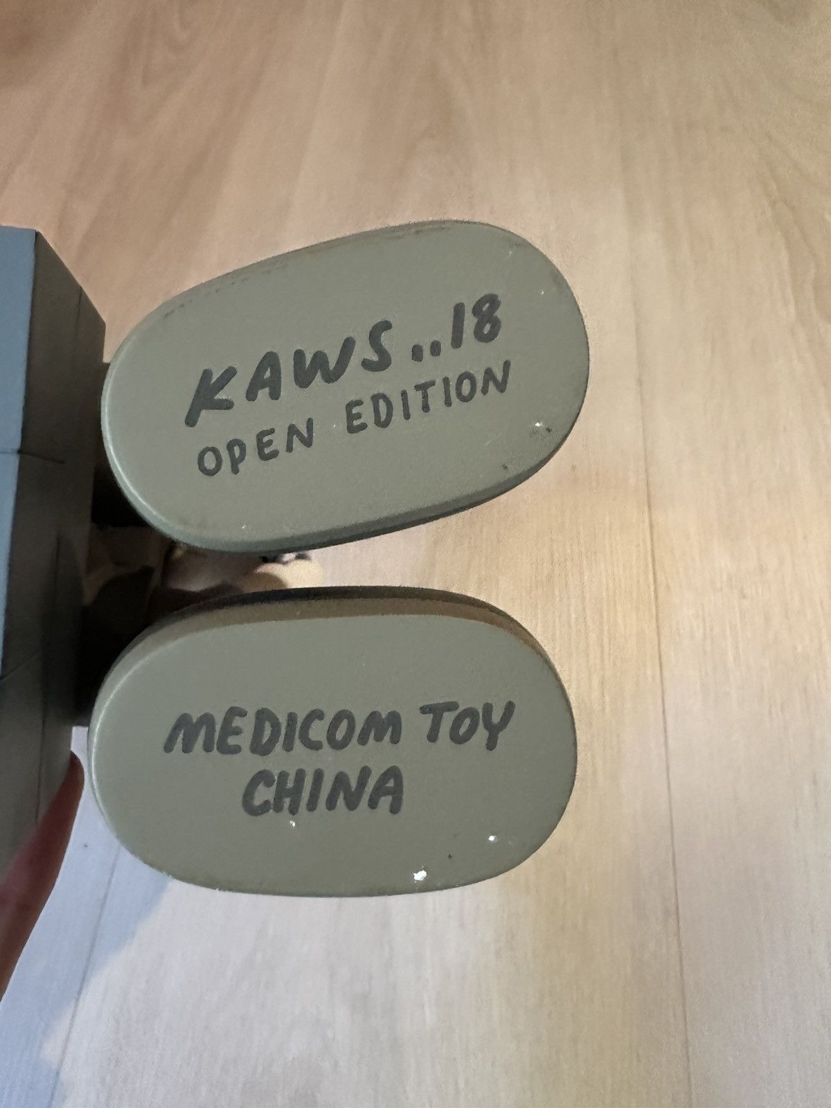 Kaws Kaws “Passing Through” Mediacom toy Size ONE SIZE - 6 Thumbnail