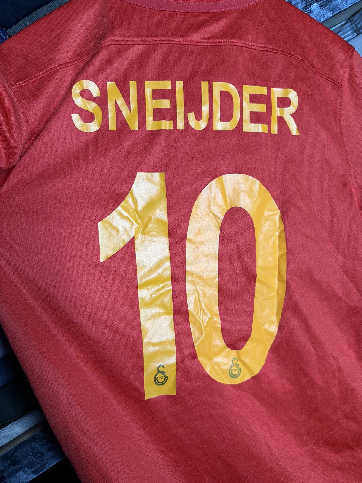 Nike Sneijder #10 Galatasaray Jersey 2015-16 Shirt Football Nike Size US S / EU 44-46 / 1 - 5 Thumbnail