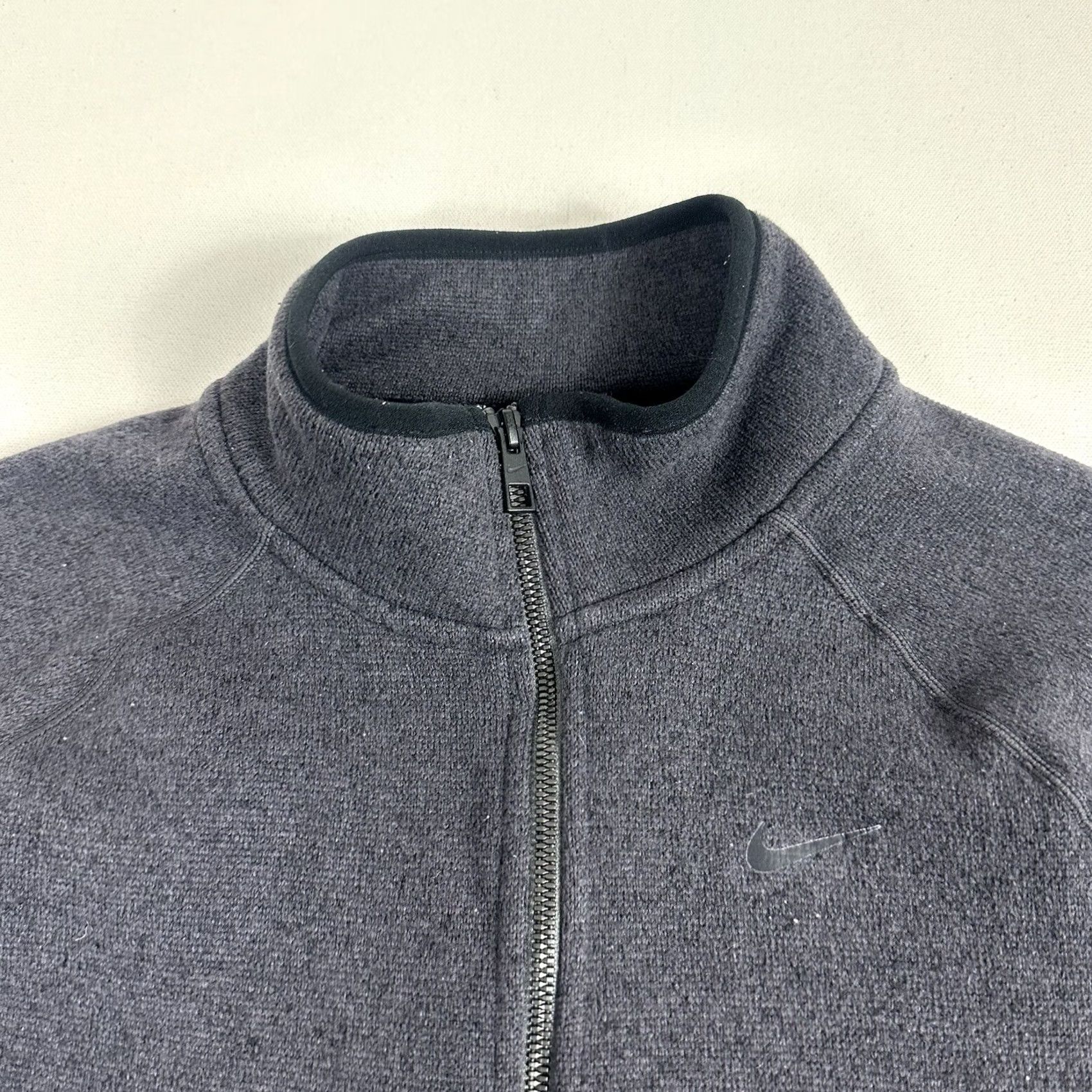 Nike Nike Sweatshirt Womens Small Gray Therma-Fit Full Zip Up Sweatshirt Size S / US 4 / IT 40 - 4 Thumbnail
