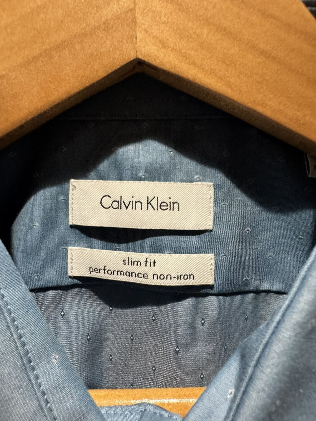 Calvin Klein Vintage Blue Calvin Klein Slim Fit Buttin Down Shirt 15 1/2 Size US M / EU 48-50 / 2 - 2 Thumbnail