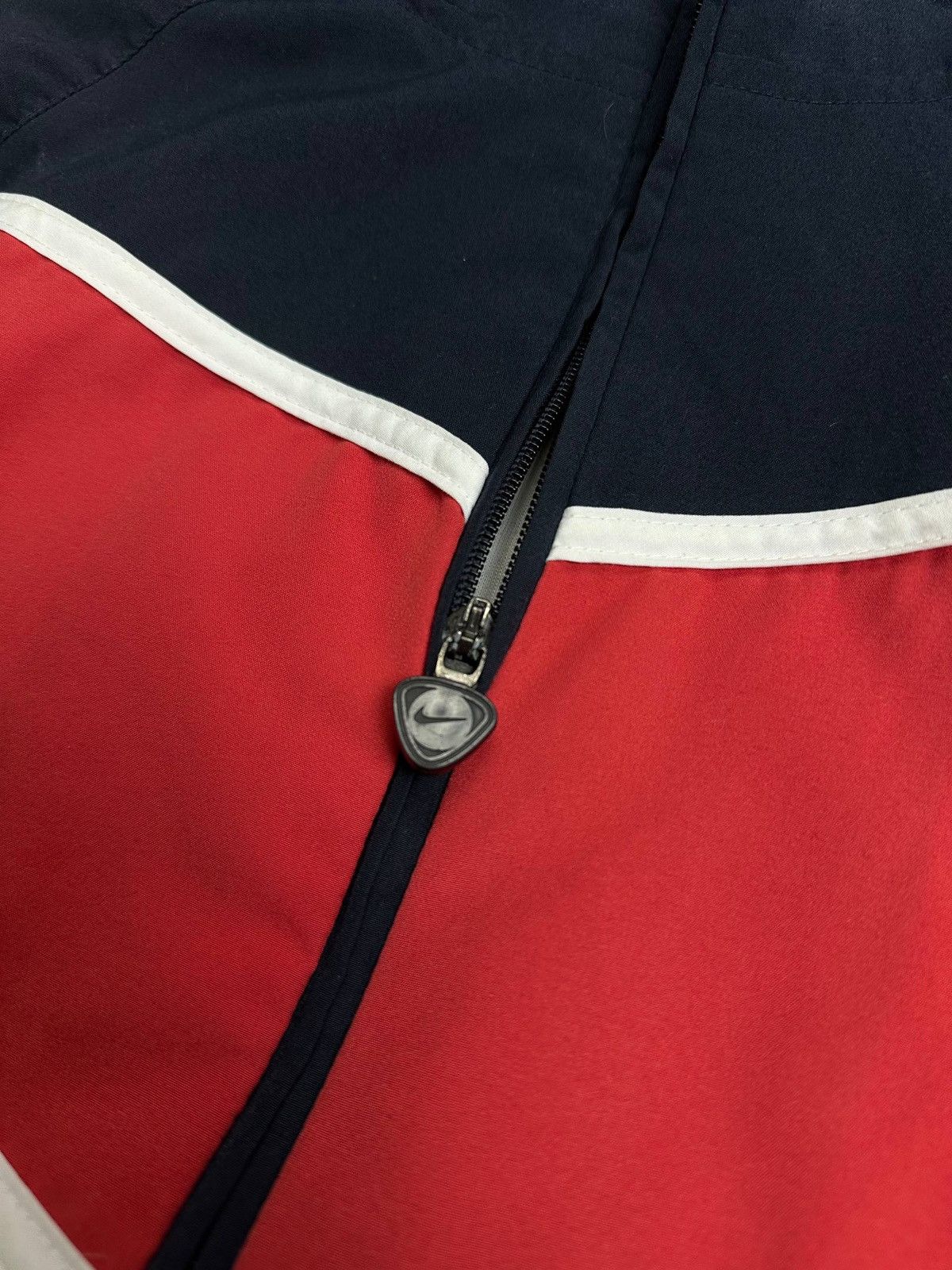Nike Vintage Nike Tn Skepta Style Y2K Baggy Nylon Tracksuit L Size US L / EU 52-54 / 3 - 7 Thumbnail