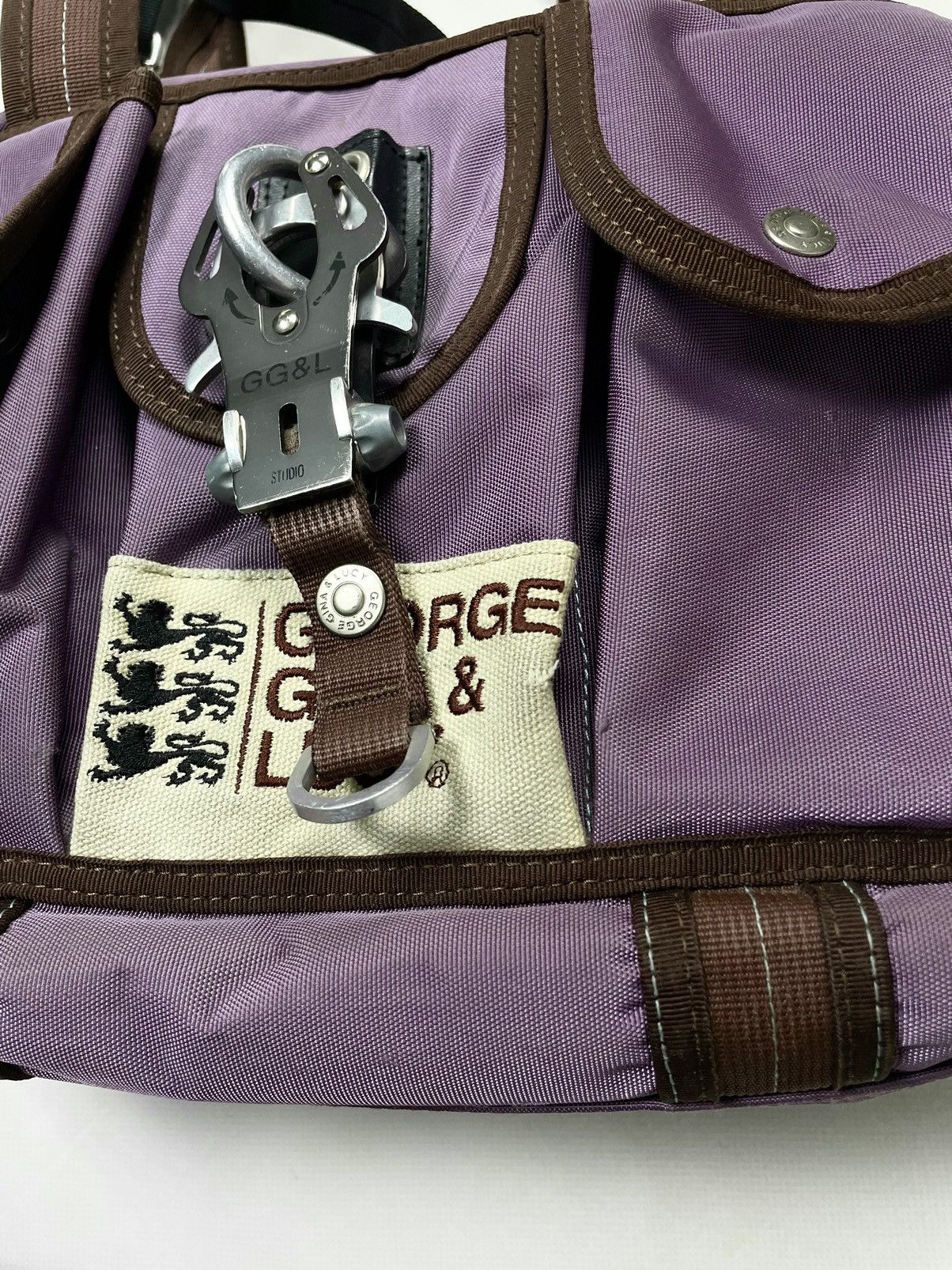 Japanese Brand George Gina & Lucy Six Pack Vintage Purple Carabiner Bag GGL Size ONE SIZE - 4 Thumbnail