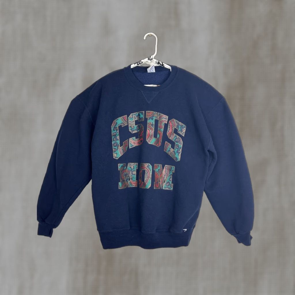Russell Athletic VINTAGE Russell Athletic XL Pullover Crewneck CSUS MOM Navy Blue Paisley Accent Mens Shirt Size US XL / EU 56 / 4 - 1 Thumbnail