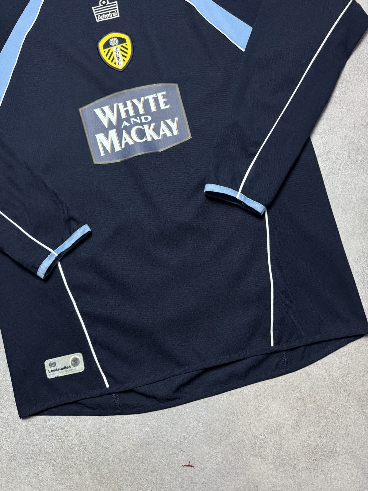 Vintage Leeds United 2005 2006 Away Shirt Jersey Long Sleeve Admiral Size US M / EU 48-50 / 2 - 4 Thumbnail