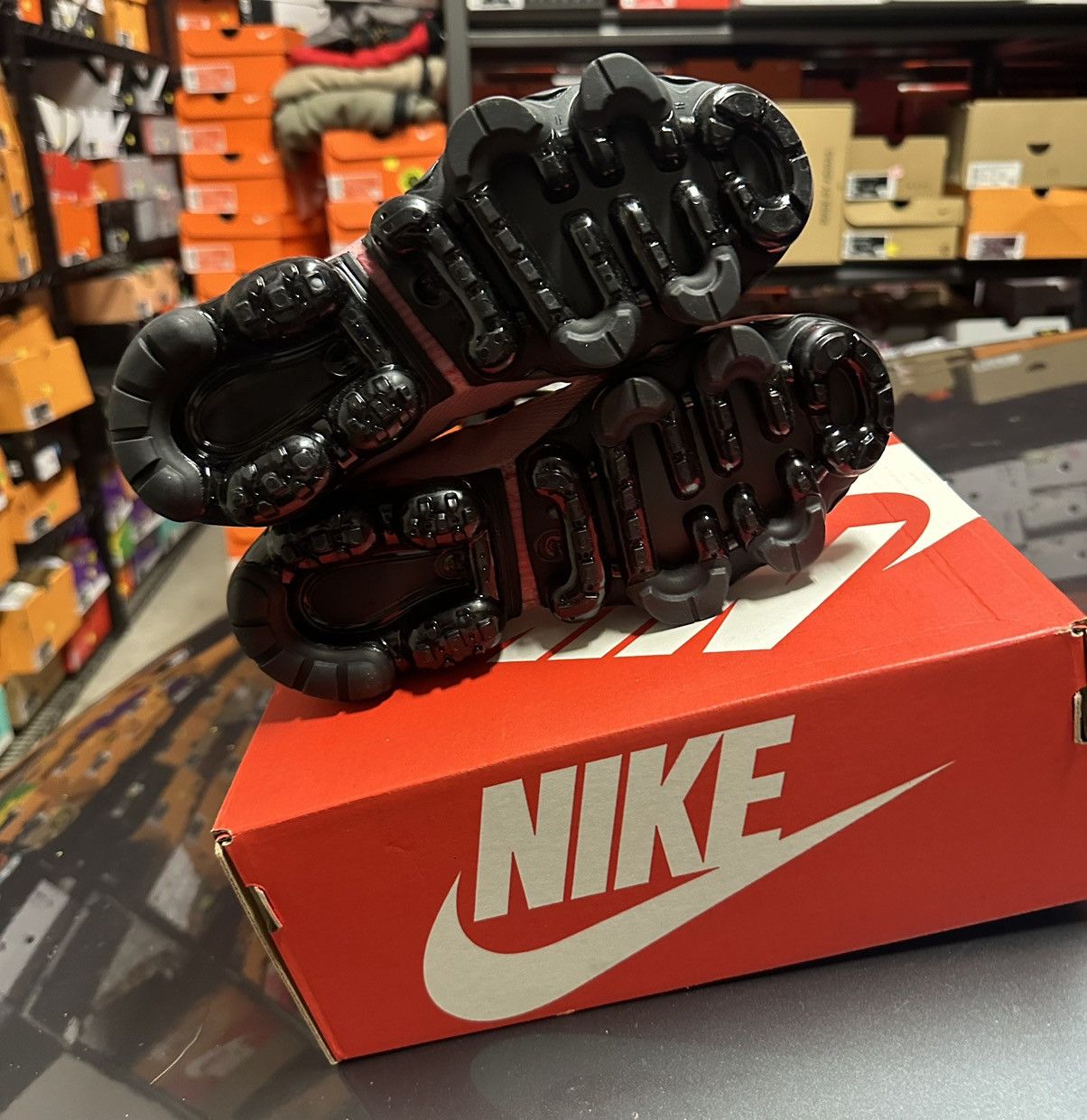 Nike Nike Air Vapormax 2019 Running Shoes GS Sz 5y NEW DS! Size US 5 / EU 37 - 5 Thumbnail
