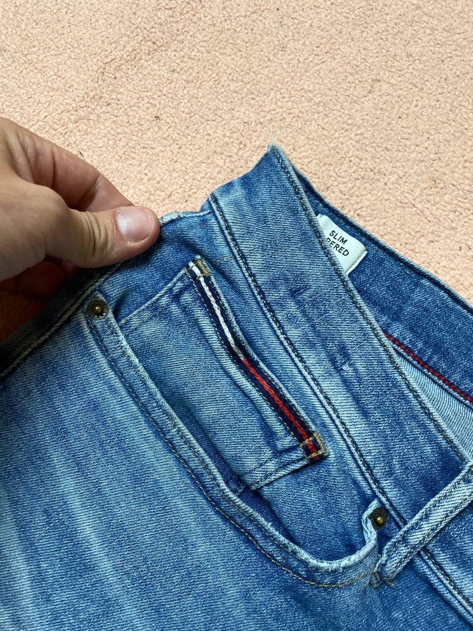 Tommy Hilfiger × Vintage VINTAGE JEANS BAGGY FADED STYLE Size US 33 - 22 Thumbnail