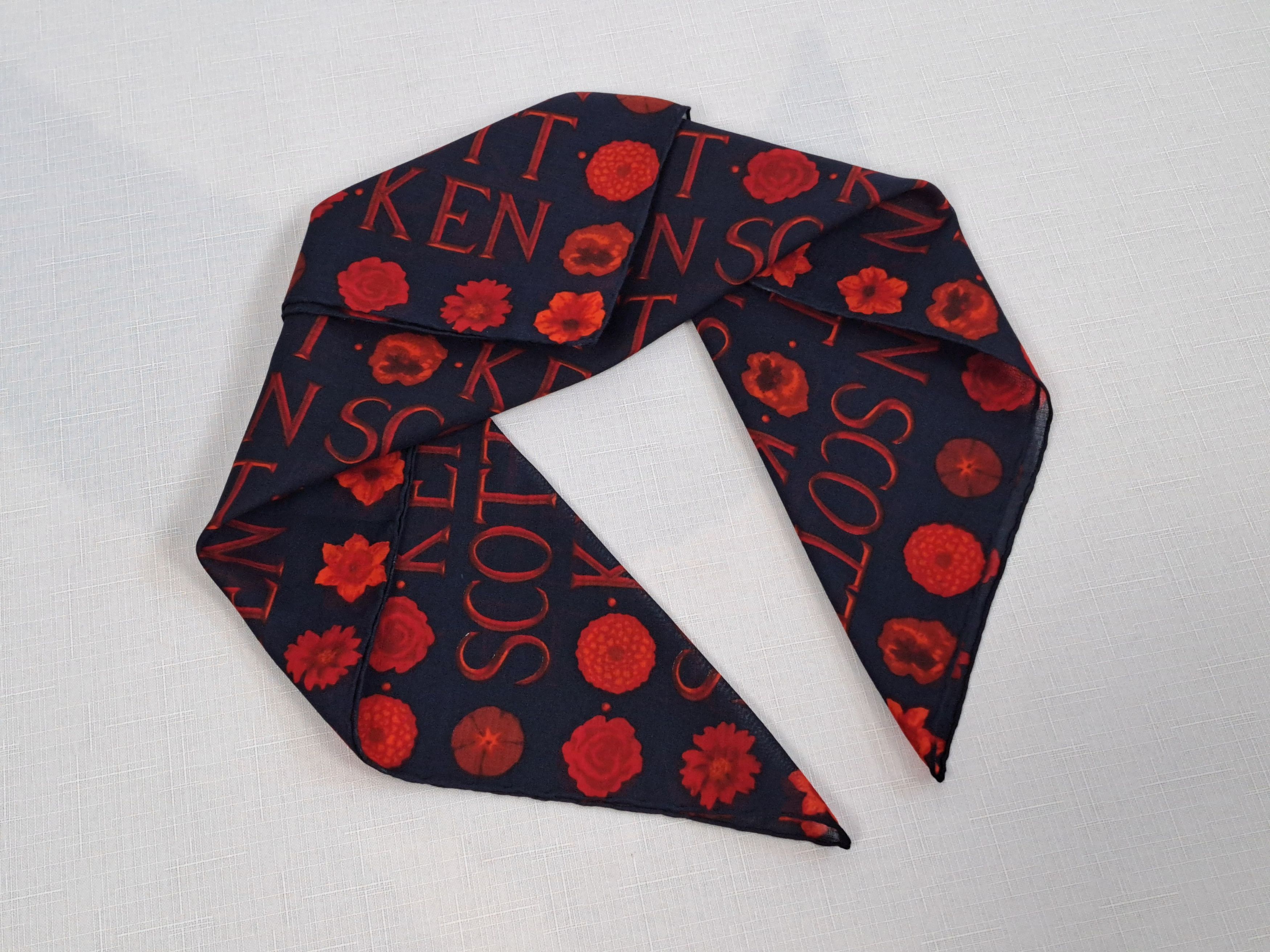Designer Ken Scott cotton bandana/handkerchief/pocket square. Size ONE SIZE - 1 Thumbnail