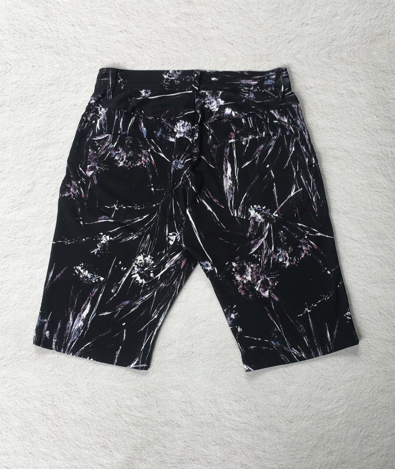 Tornado Mart Tornado Mart Short Pants Size US 30 / EU 46 - 3 Thumbnail