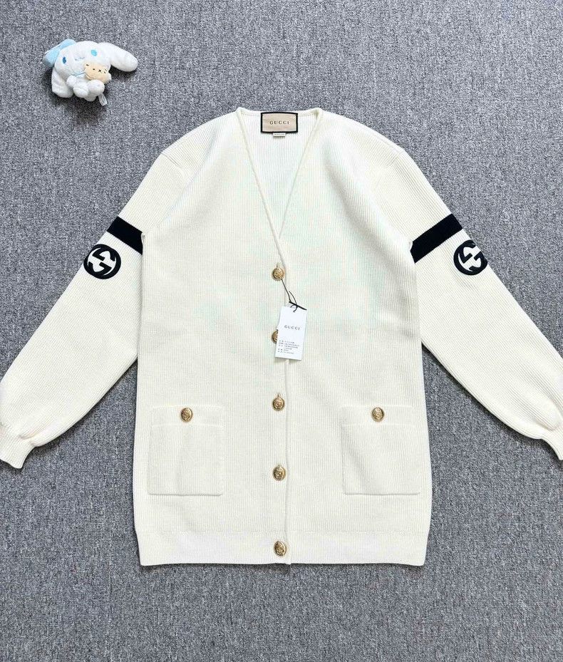 Gucci Gucci White Knit Cardigan with Logo Size US S / EU 44-46 / 1 - 1 Thumbnail