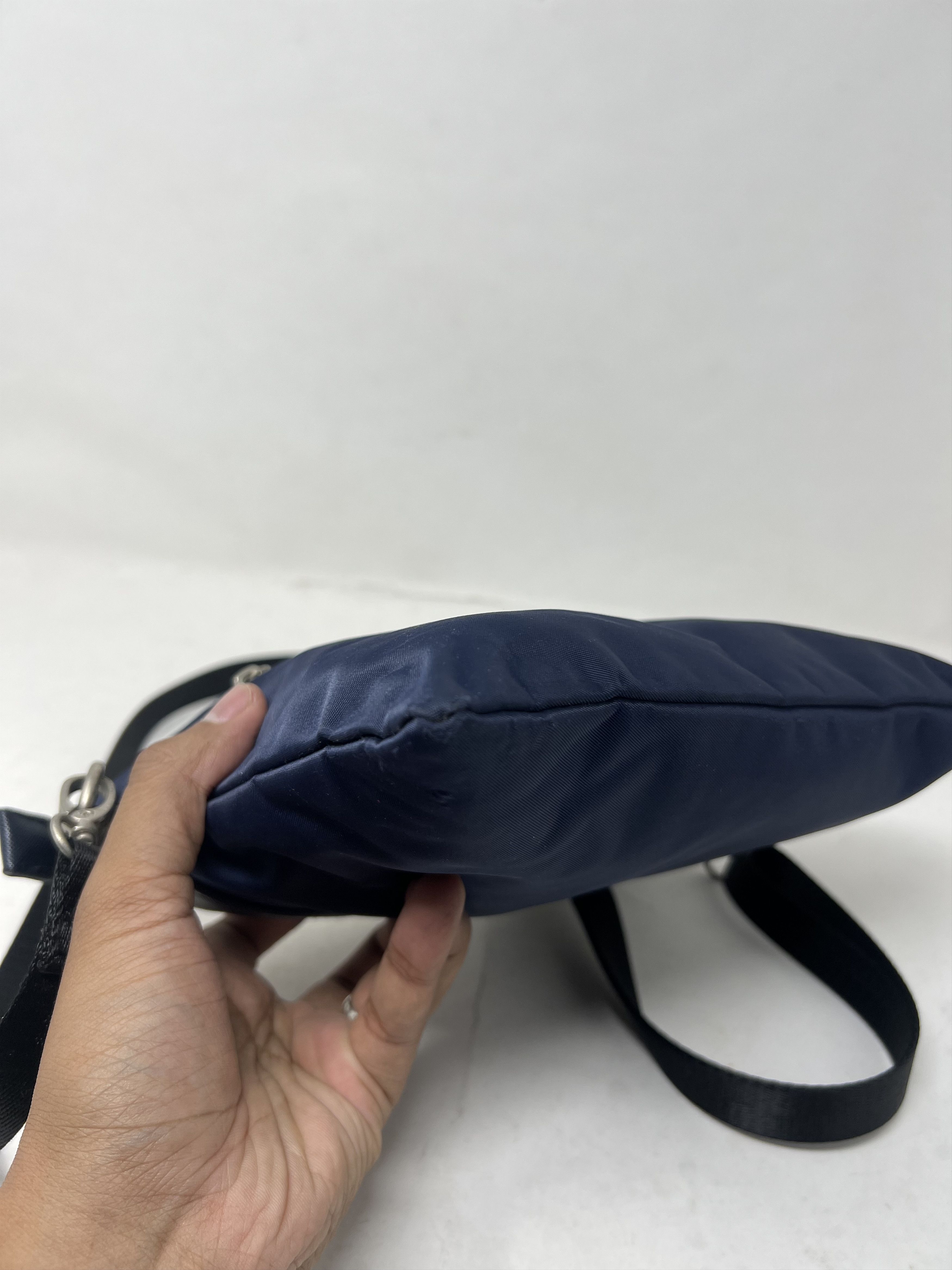 Takeo Kikuchi Takeo Kikuchi Crossbody Sling Bag Size ONE SIZE - 8 Thumbnail