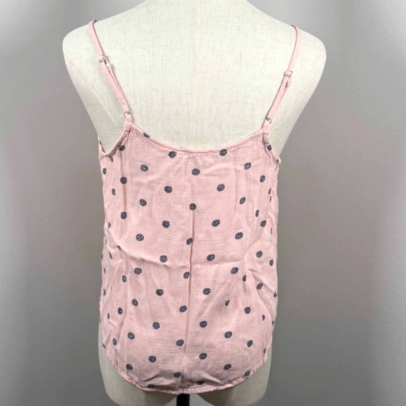 Pinko MINE Camisole Tank Top Women S Pink Polka Dot Button Front Tie TB4600 Boho Summer V-Neck Spaghetti Strap Size S Regular Color Pink Size S / US 4 / IT 40 - 4 Thumbnail