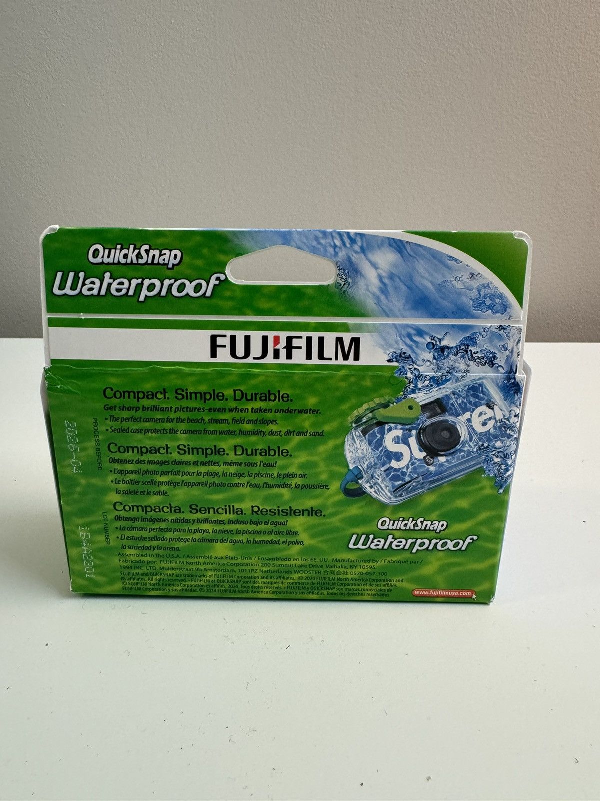 Fujifilm × Supreme Supreme FujiFilm Waterproof Camera Brand New Sealed Size ONE SIZE - 4 Thumbnail