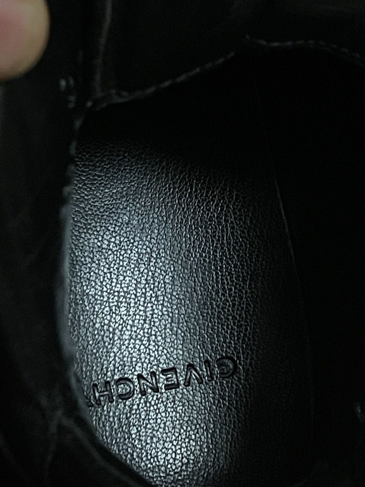 Givenchy Givenchy Tyson All Black Hi Top leather stars