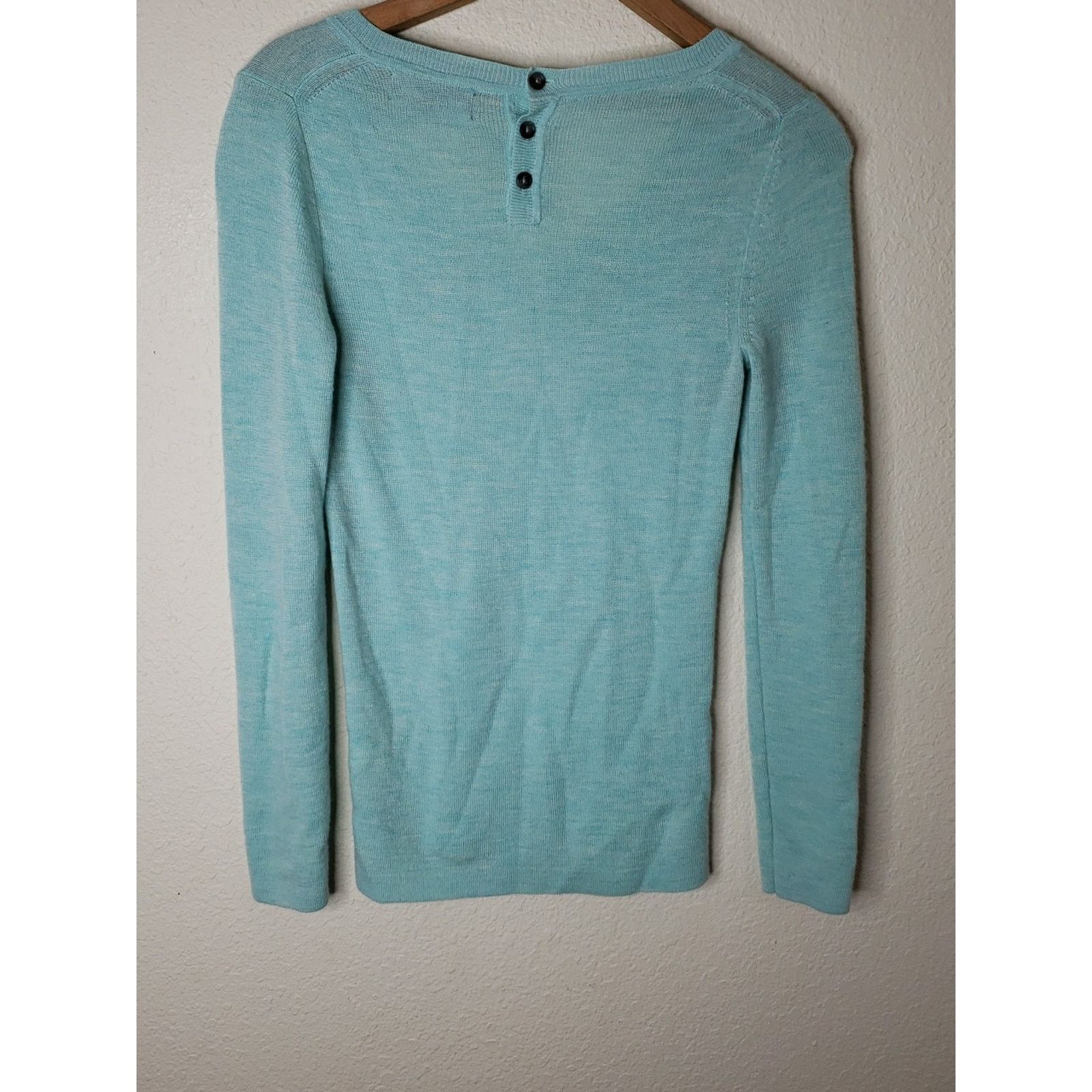 Banana Republic Banana Republic Blue Vneck 100% Merino Wool Sweater small Size S / US 4 / IT 40 - 10 Thumbnail