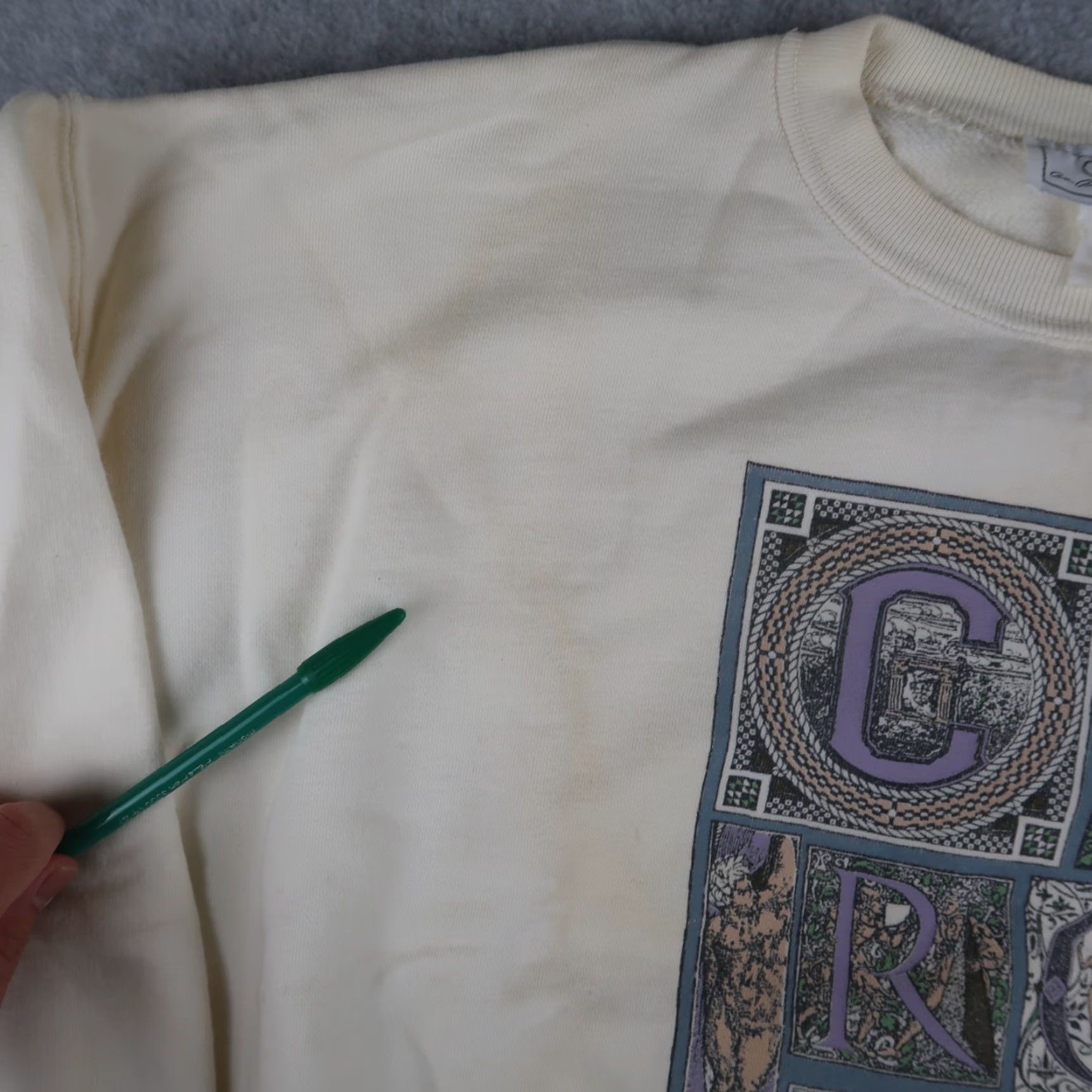 Cherokee VINTAGE Cherokee Sweatshirt Shirt Unisex Adults S Ivory 90s Graphic Crewneck Pullover Size US S / EU 44-46 / 1 - 7 Thumbnail