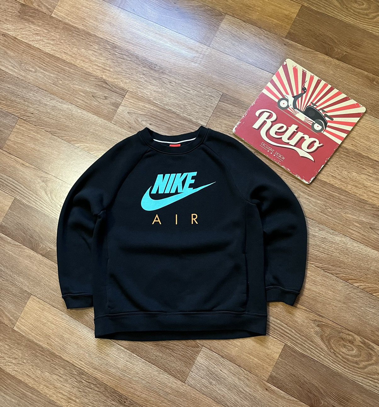 Nike vintage logo sweatshirt new arrivals