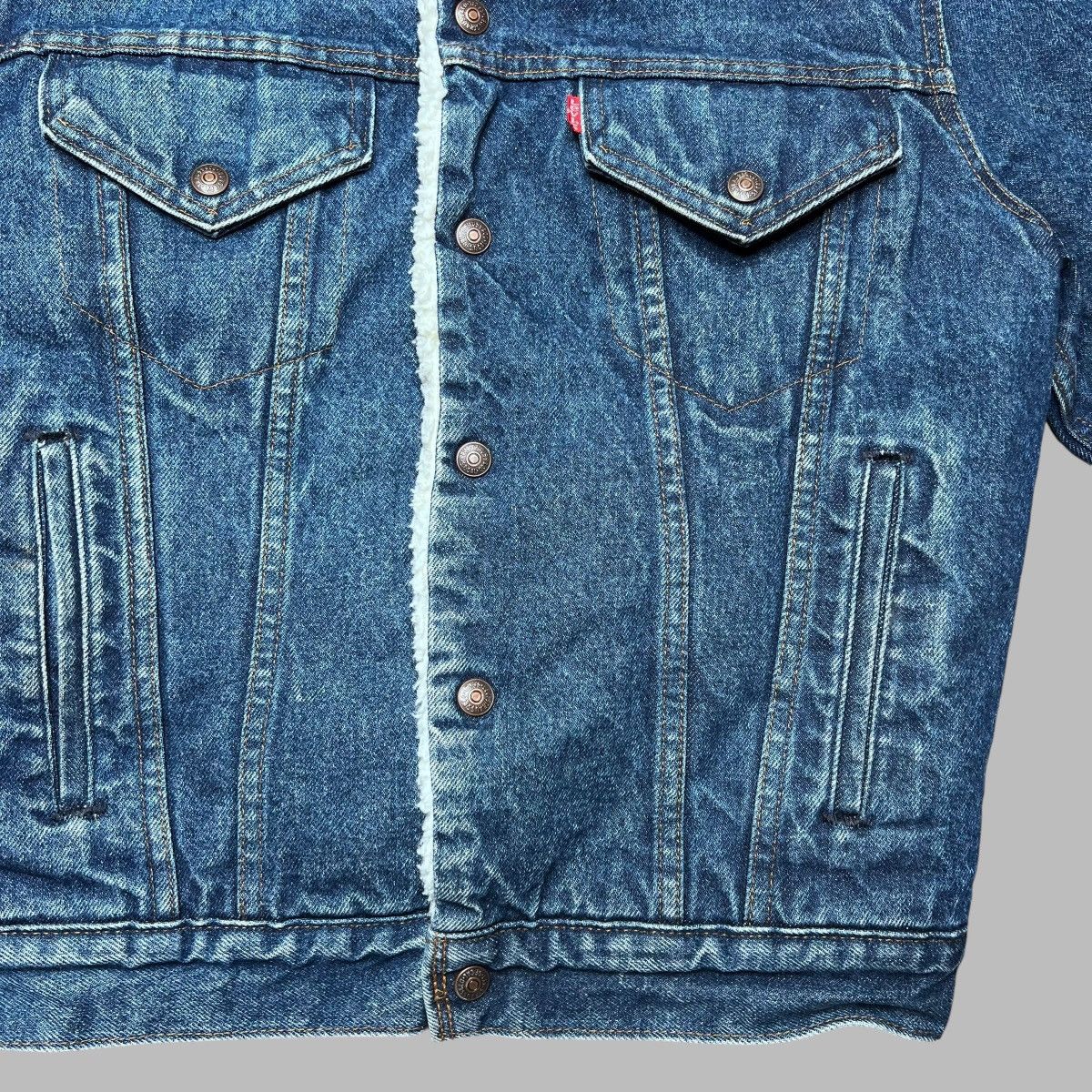 Levi's × Vintage Vintage 1980s Levi’s Denim Sherpa Lined Trucker Jacket Size US S / EU 44-46 / 1 - 8 Thumbnail