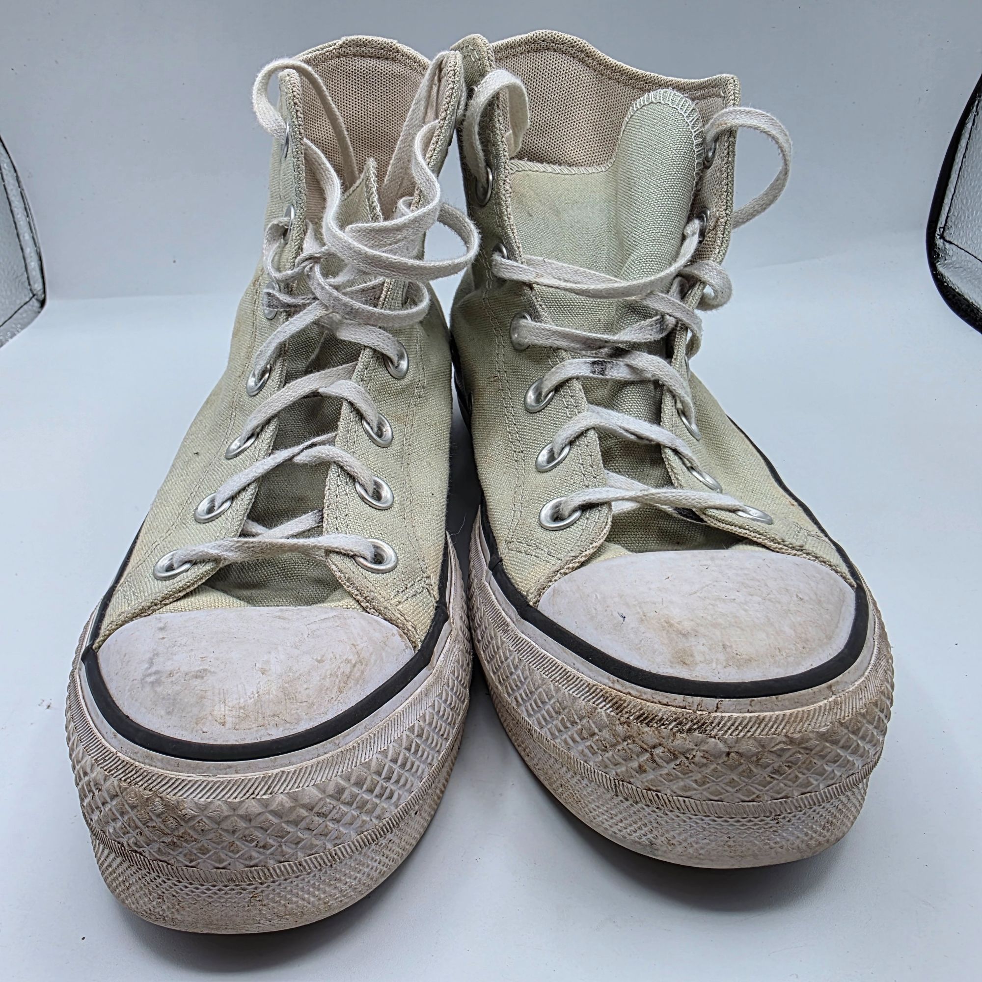 Converse Converse Chuck Taylor Lift Platform Womens Size 9 Beige Snea Size US 9 / IT 39 - 2 Thumbnail