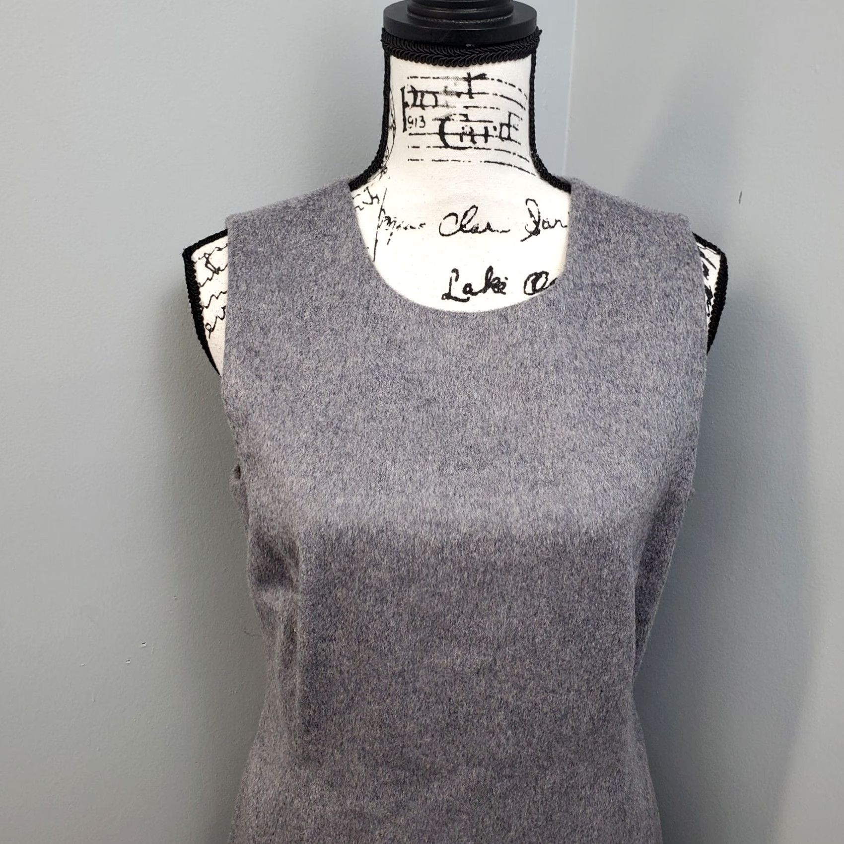 J.McLaughlin J. McLaughlin Women's Size 8 Gray Wool Sheath Dress, Sleeveless, Lined, Back Zip, Knee Length Size M / US 6-8 / IT 42-44 - 3 Thumbnail