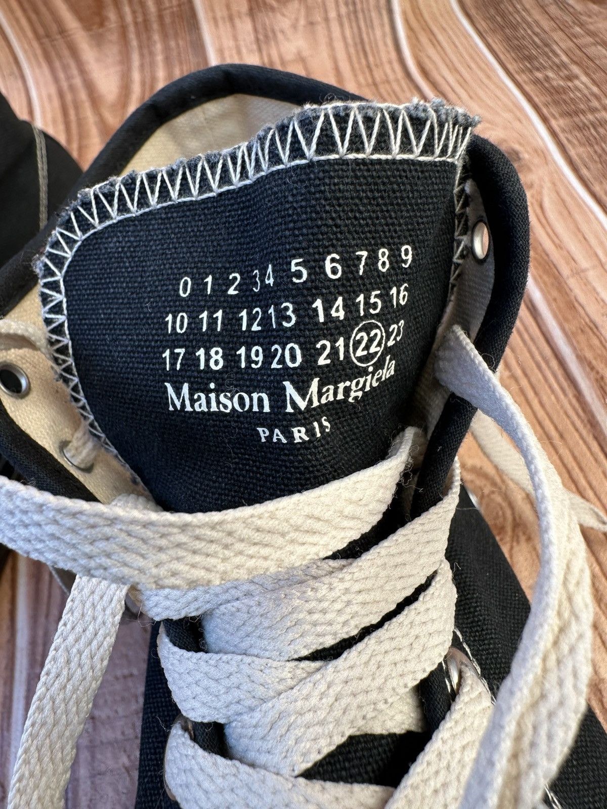 Maison Margiela Maison margiela Tabi Canvas Hightop Black Sneaks 22. Size US 8 / IT 38 - 18 Thumbnail