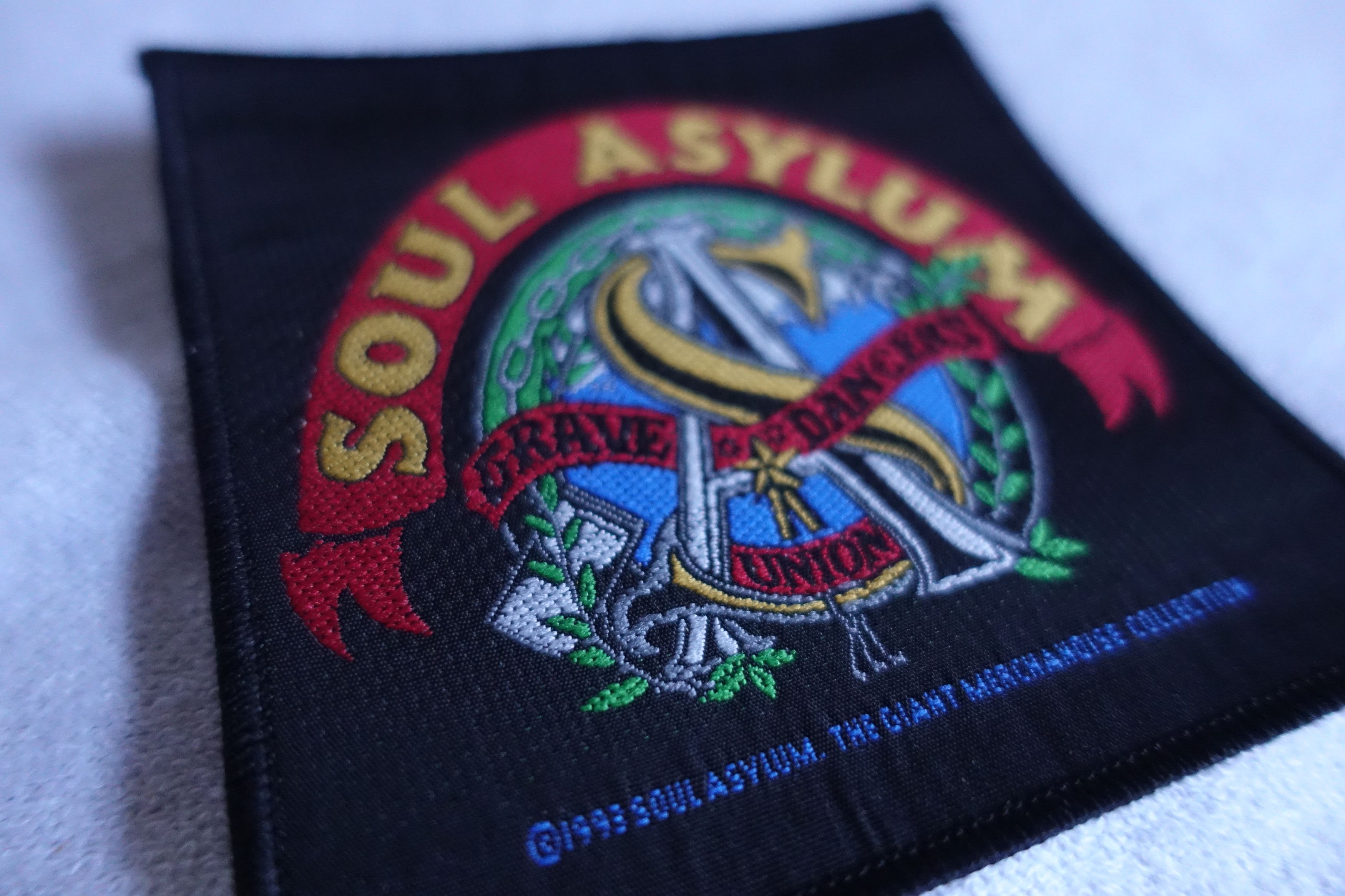 Band Tees Soul Asylum "Grave Dancers Union" 1993 Patch Vintage Size ONE SIZE - 2 Thumbnail