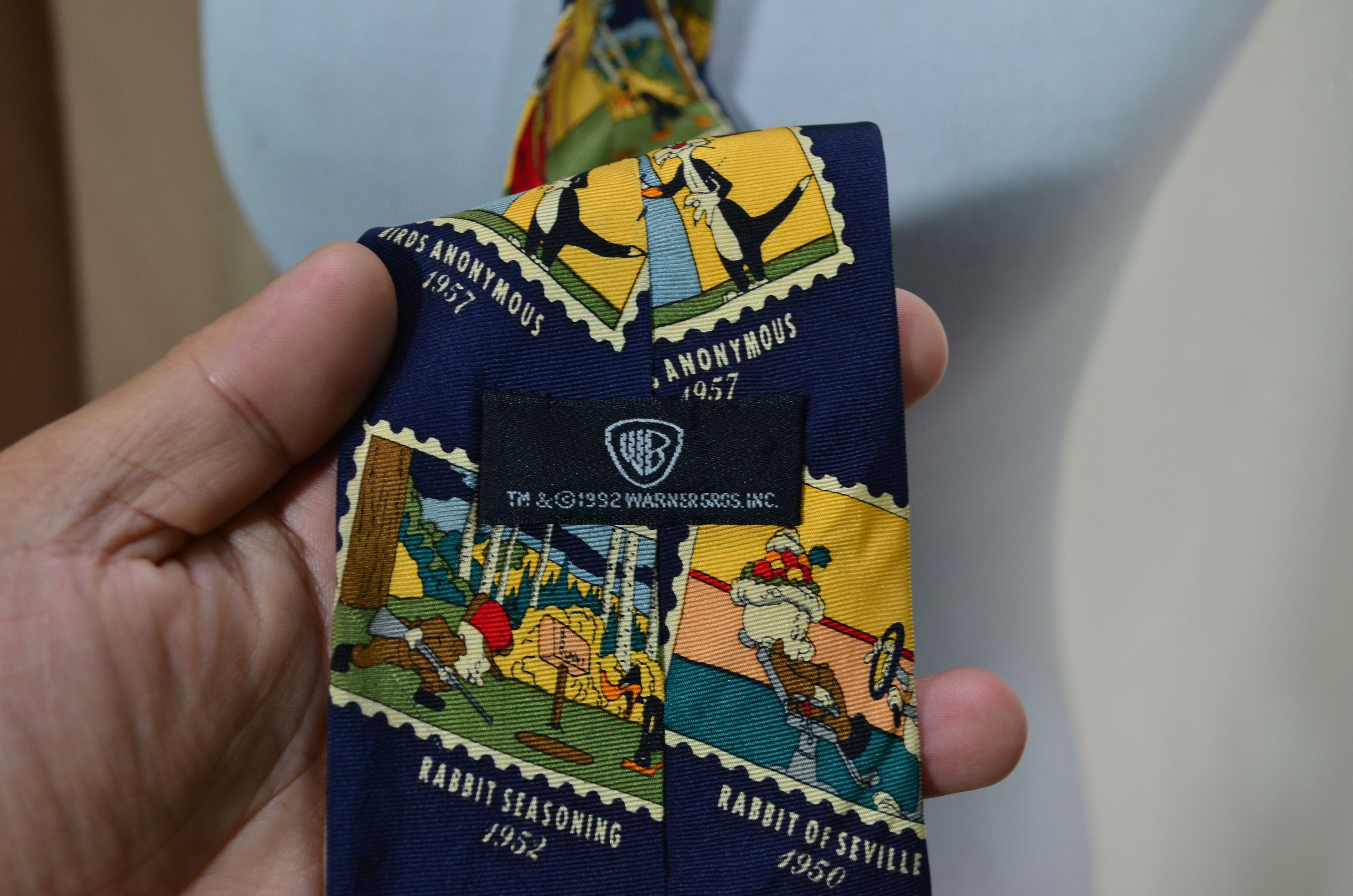 Vintage Vintage Warner Bros. Inc. Looney Tunes 1992 Necktie Size ONE SIZE - 6 Thumbnail