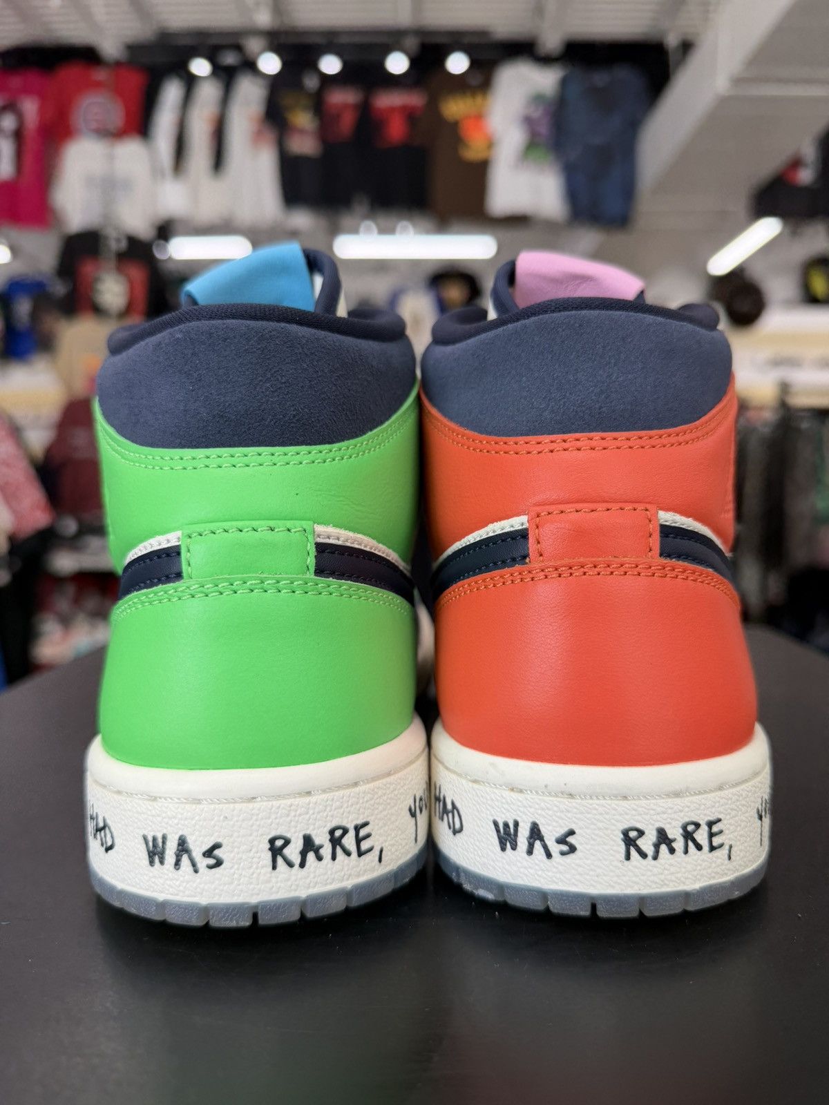 Jordan Brand Air Jordan 1 Mid Fearless Melody Ehsani Size 10.5W/9M (2019) Size US 10.5 / EU 43-44 - 5 Thumbnail