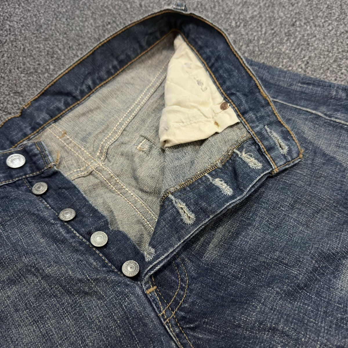 Engineered Garments × Levi's 🇯🇵 Vintage Y2K Levis 501 Stone Wash Blue Distressed Denim W30 Size US 30 / EU 46 - 12 Thumbnail