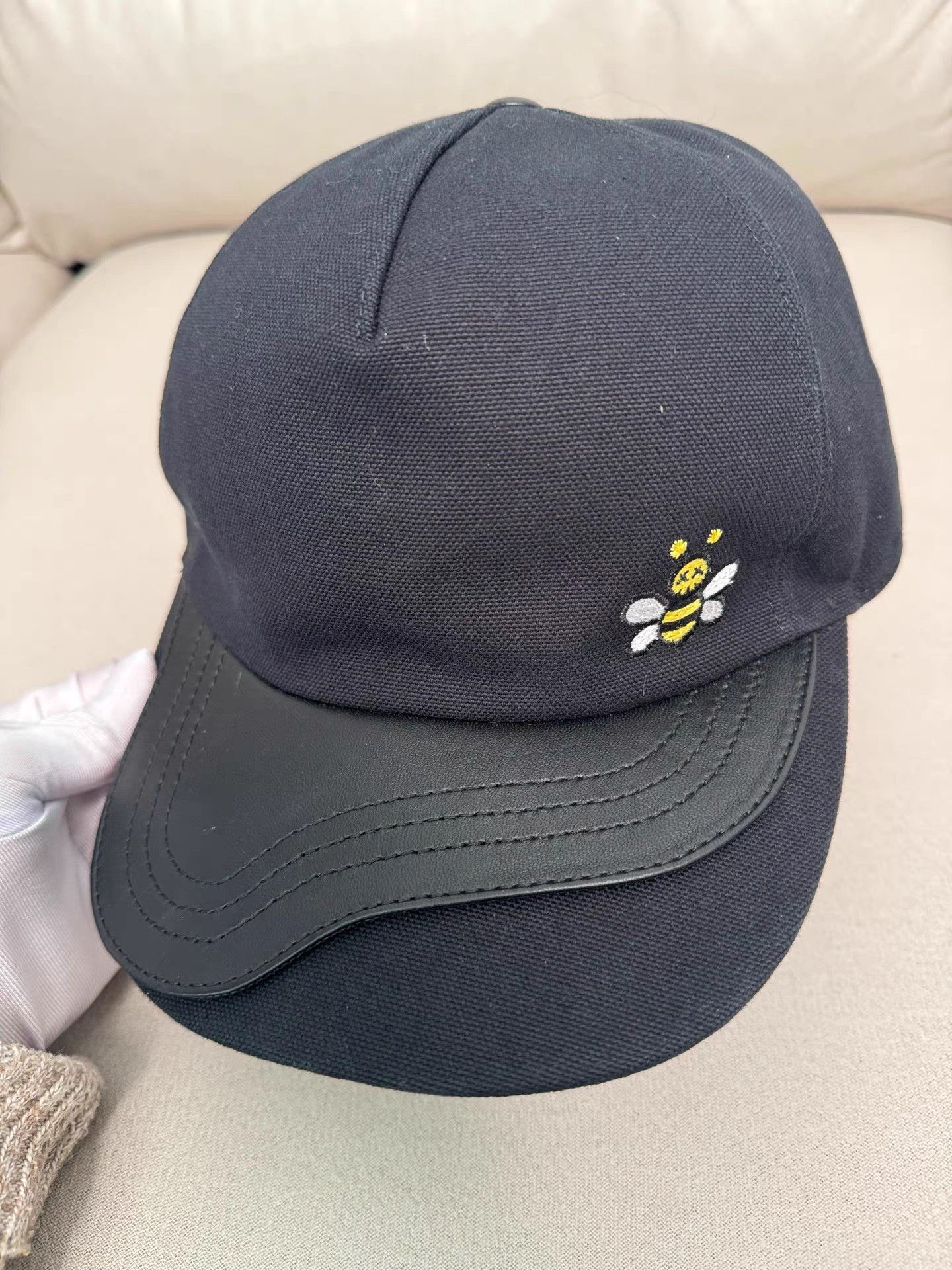 Dior Dior x KAWS Bee Embroidered Baseball Cap K6 Size ONE SIZE - 5 Thumbnail
