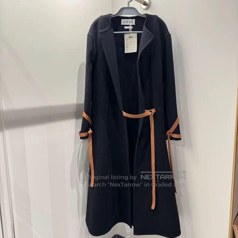 Loewe Loewe Design-inspired brown belt with a black coat Size M / US 6-8 / IT 42-44 - 1 Thumbnail