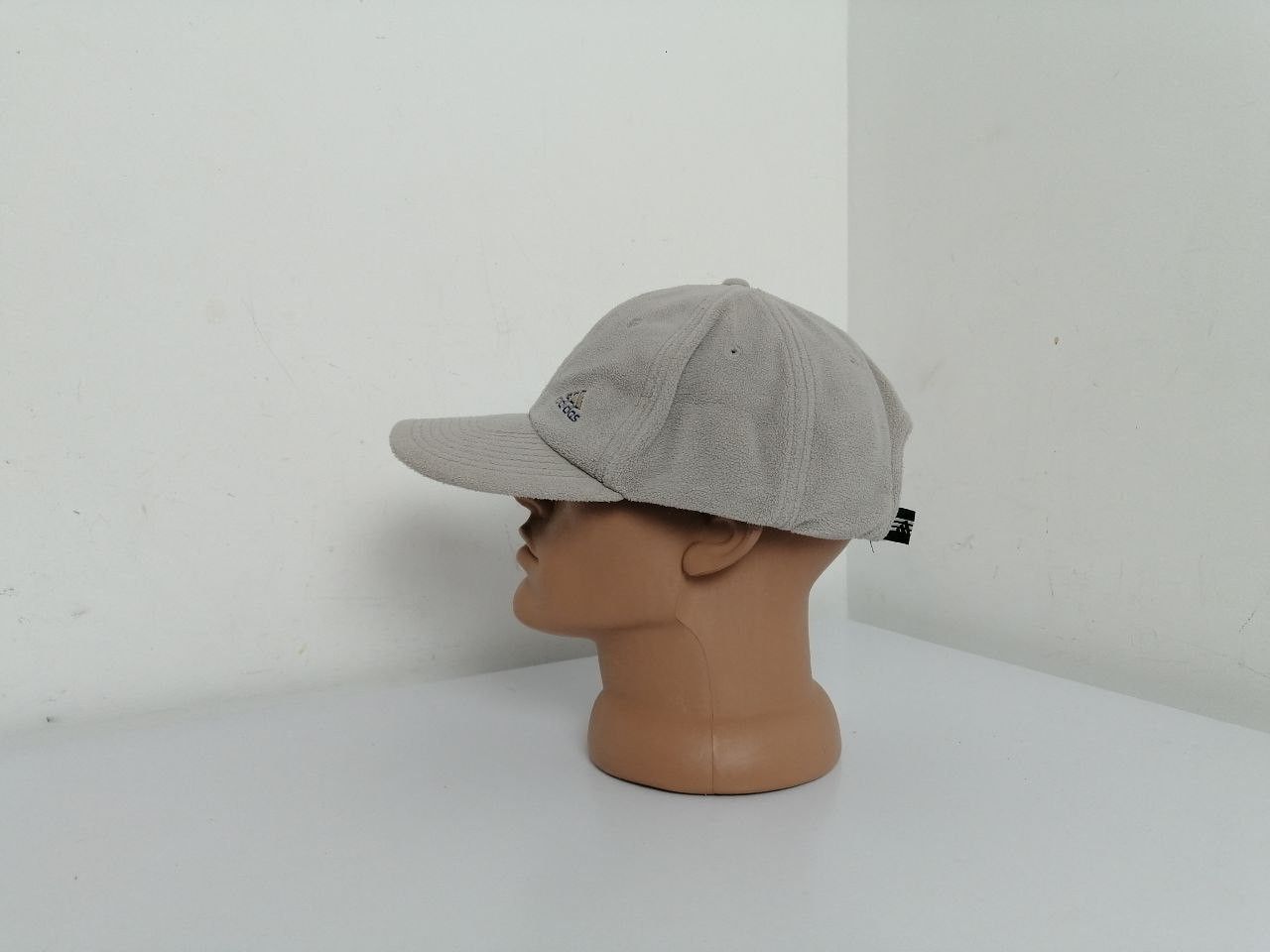 Adidas × Vintage Vintage Adidas fleece caps Size ONE SIZE - 2 Thumbnail