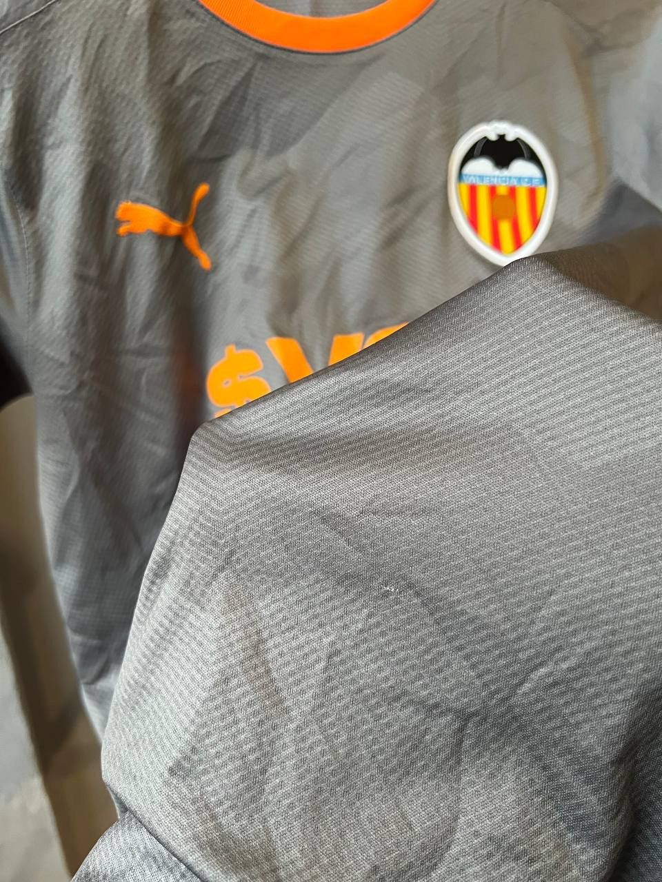 Puma 2021/22 RARE VALENCIA CF FOUTH SOCCER JERSEY FOOTBALL SHIRT Size US S / EU 44-46 / 1 - 8 Thumbnail