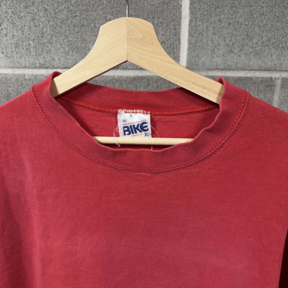 Vintage 90s Sun Faded Thrashed Red Blank Shirt ERD Grunge Chrome Size US XL / EU 56 / 4 - 5 Thumbnail