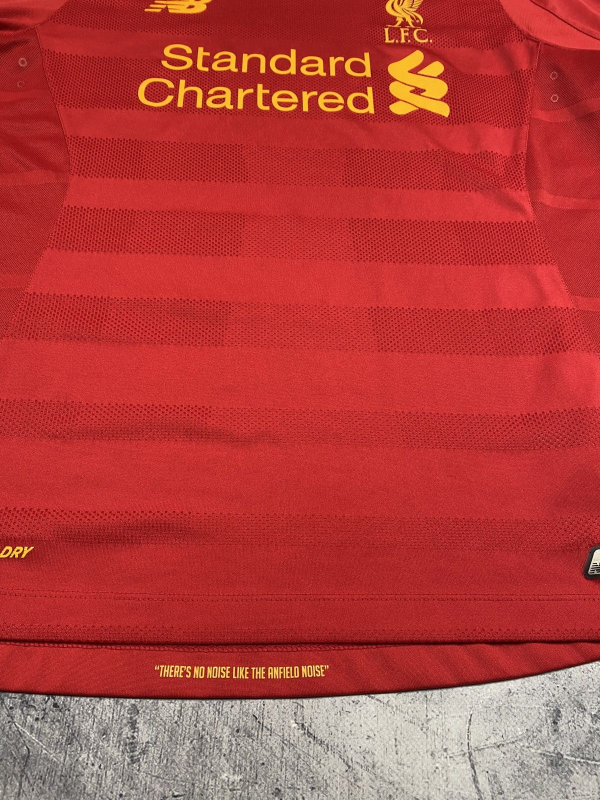 New Balance Liverpool FC 2016–17 Home Jersey New Balance Size US L / EU 52-54 / 3 - 11 Thumbnail