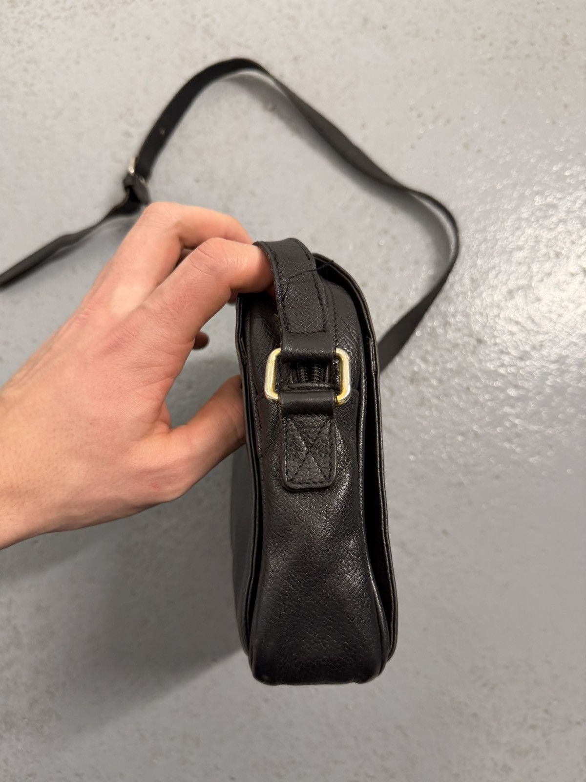Fendi Vintage Fendi Leather Crossbody Bag Size ONE SIZE - 7 Thumbnail