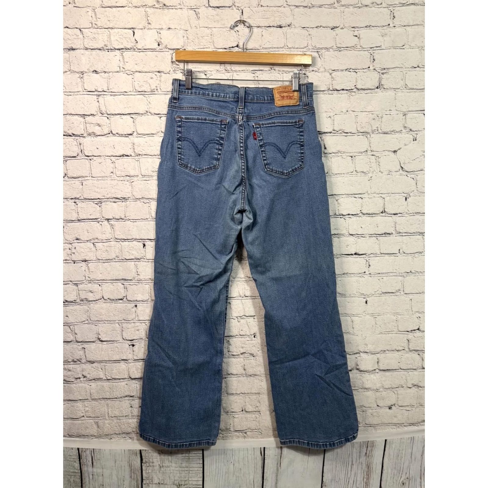 Levi's Levi's 312 Jeans Bootcut 28x29 Size 28 Regular Women Blue Denim Slimming 2% Spandex Size 28" / US 6 / IT 42 - 6 Thumbnail