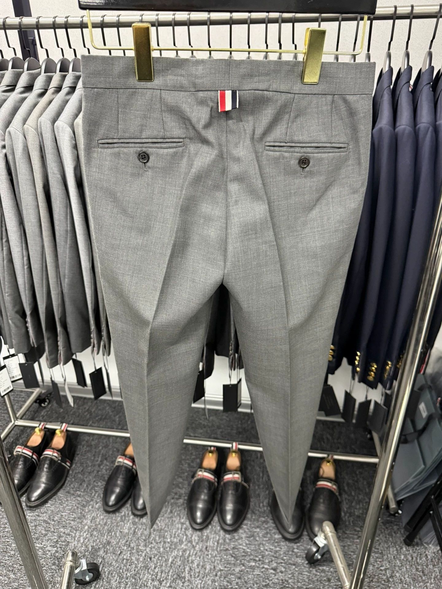 Thom Browne Thom Browne Women's Medium Gray Wool Trousers Tricolor Size 26" / US 2 / IT 38 - 2 Thumbnail