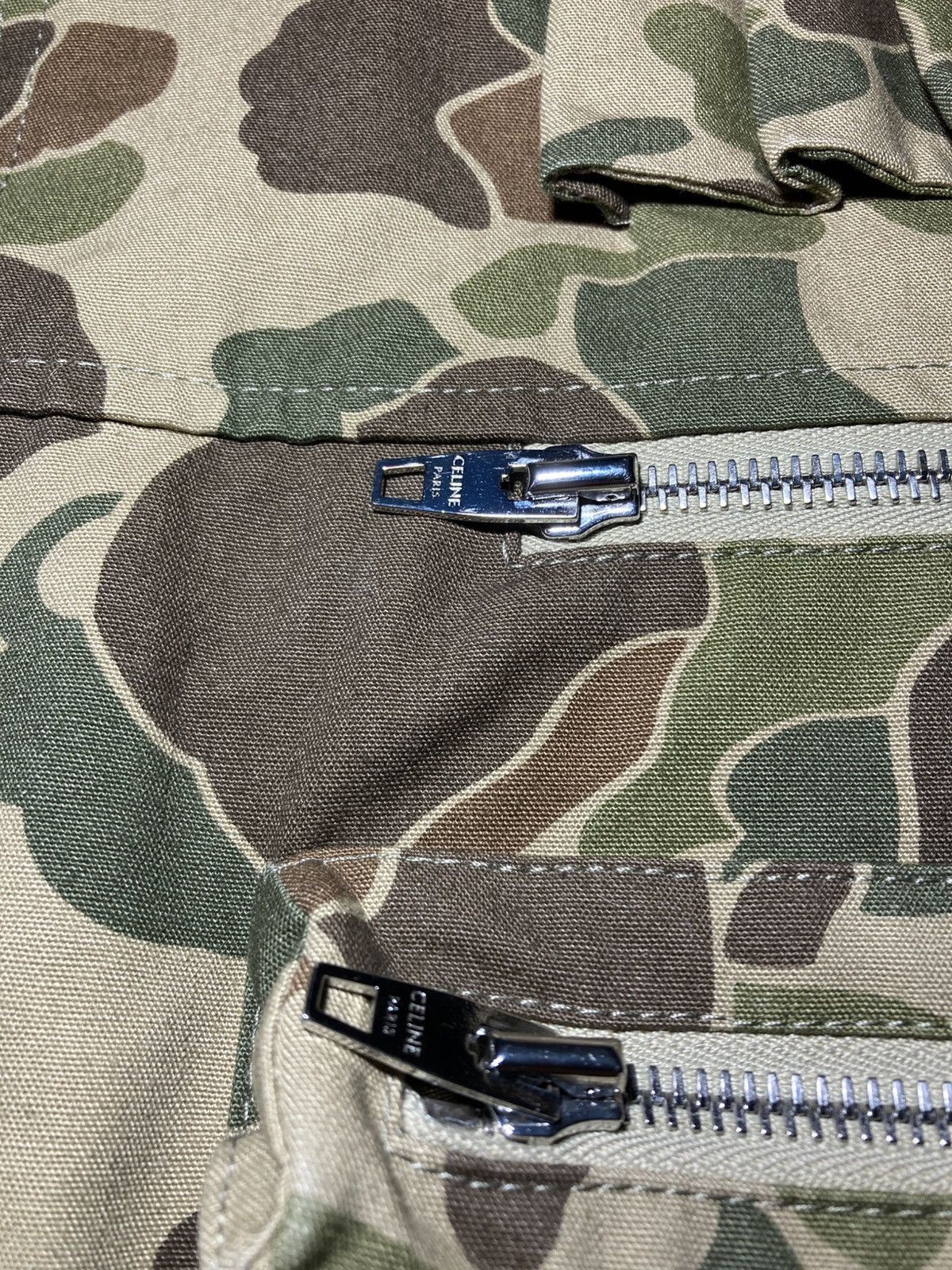 Celine New SS22 Celine Duck Camo Military Cargo Jacket Cut Off Vest Size US XL / EU 56 / 4 - 3 Thumbnail