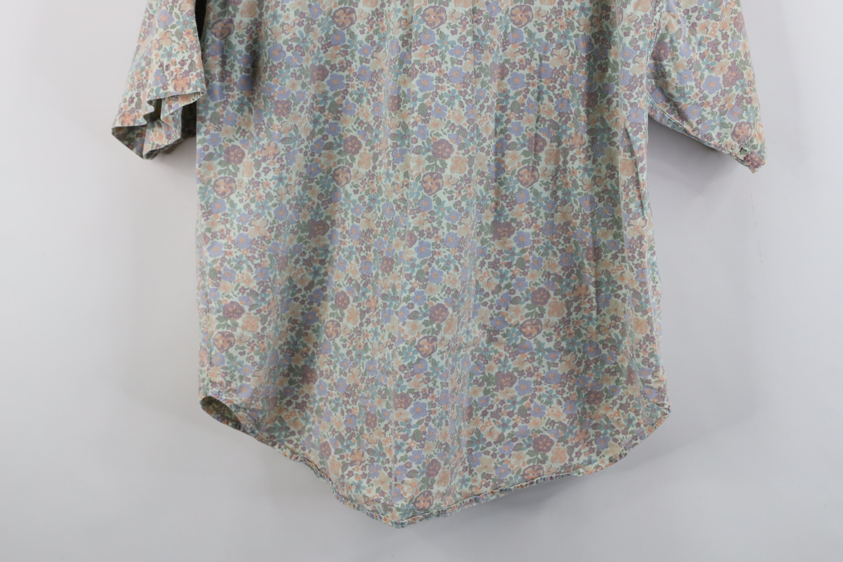 Vintage Vintage 90s Streetwear Flower Short Sleeve Button Shirt Size M / US 6-8 / IT 42-44 - 11 Thumbnail