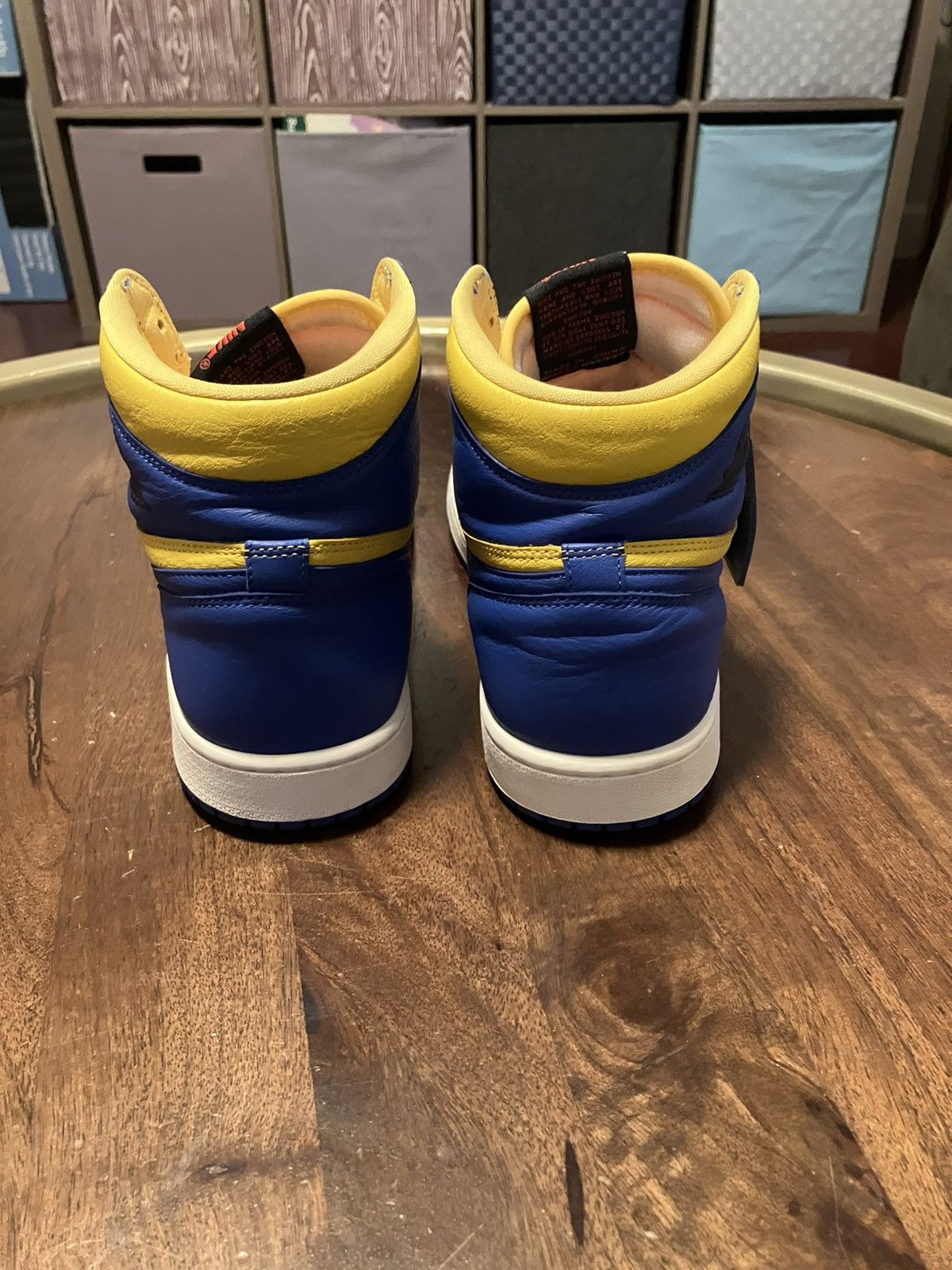 Jordan Brand Nike Air Jordan 1 Retro OG High Reverse Laney FD2596-700 Size US 11 / IT 41 - 4 Thumbnail