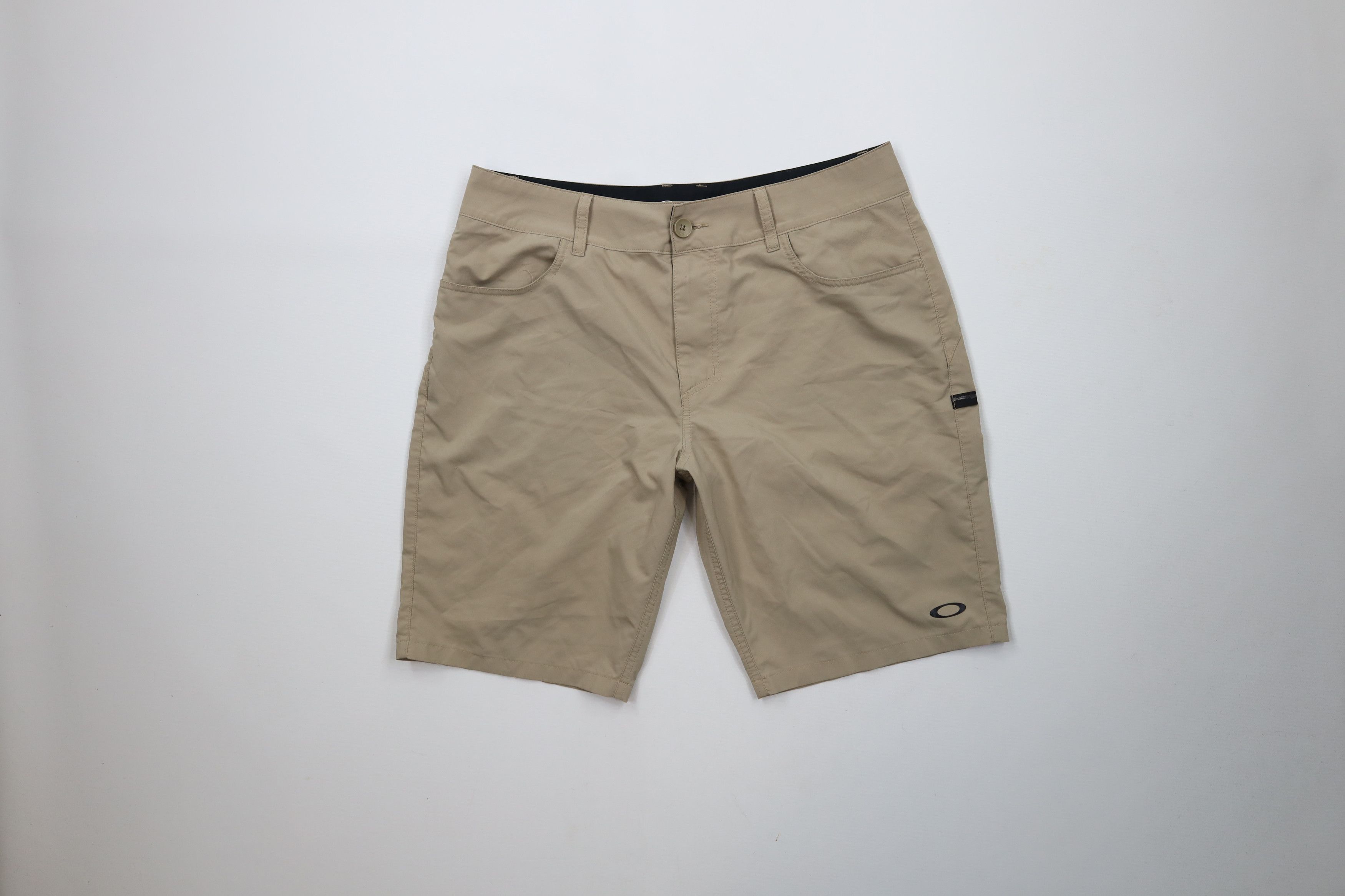 Oakley × Vintage Vintage Y2K Oakley O Logo Tech Golfing Chino Shorts Beige Size US 34 / EU 50 - 1 Thumbnail