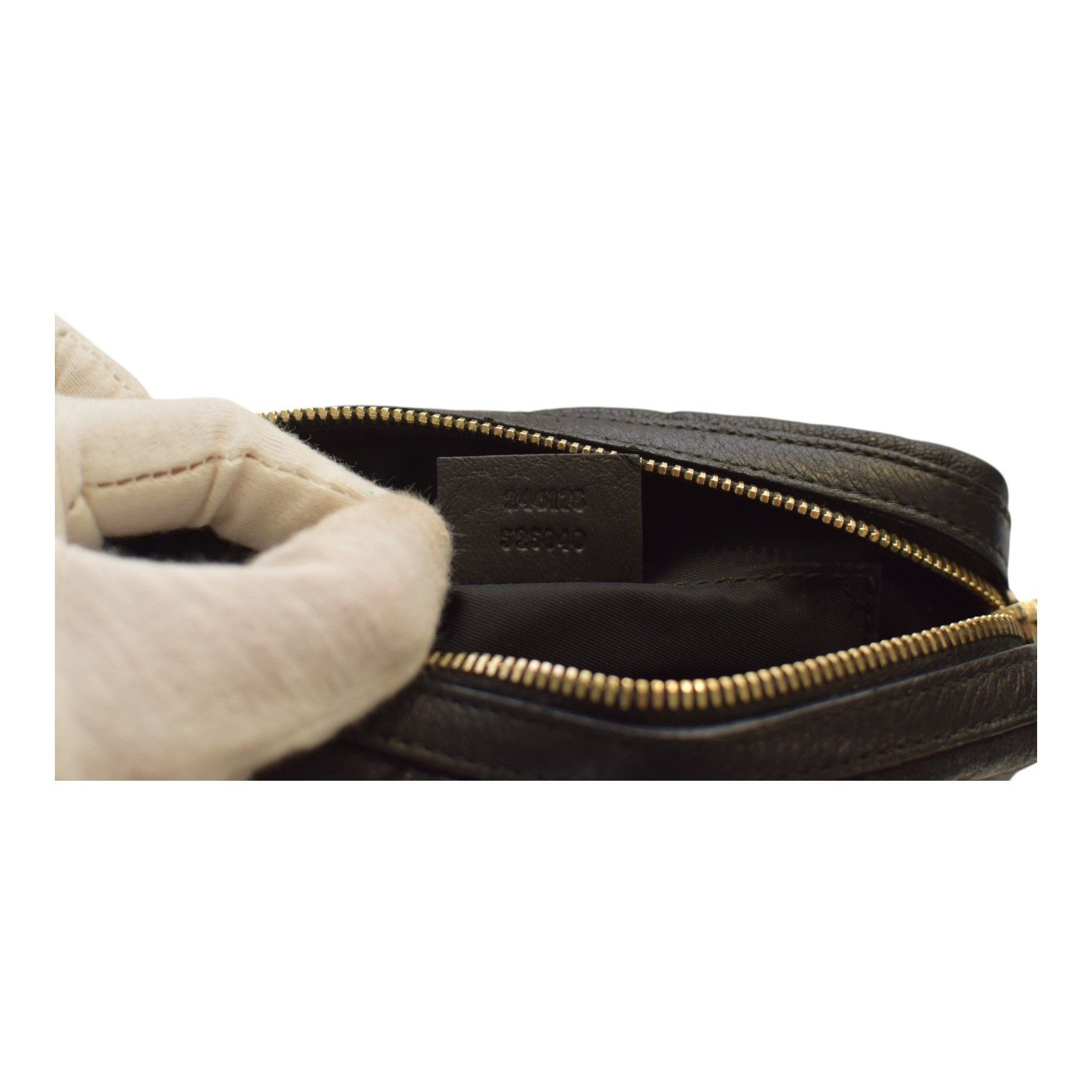 Gucci GUCCI Vintage Black Leather Bamboo Zip Clutch Bag in black Size ONE SIZE - 17 Thumbnail
