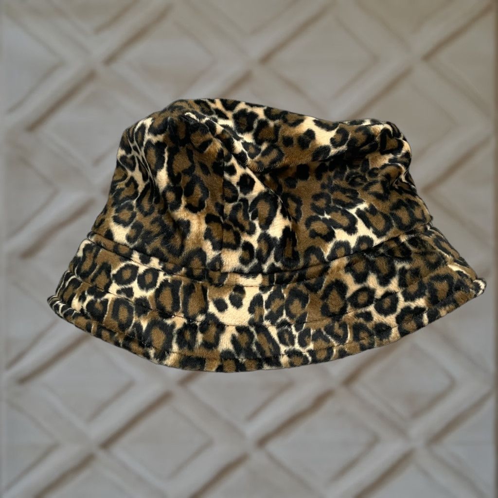 Vintage Unbranded Soft Plush Bucket Hat Women One Size Brown Leopard Animal Print Casual Size ONE SIZE - 1 Thumbnail