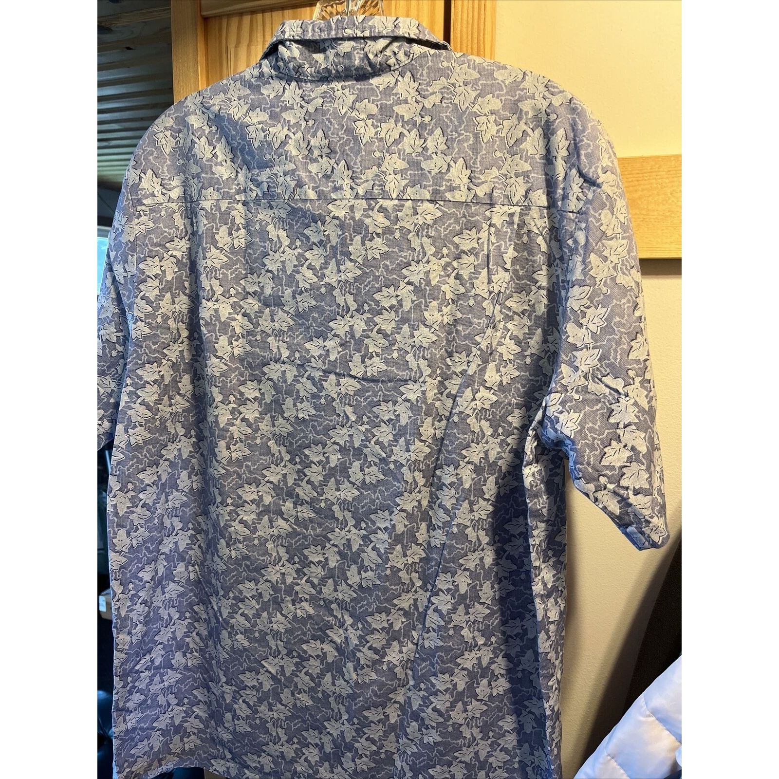 Other Malihini VTG Men’s L Blue Gray Floral Cotton Hawaiian Shirt Size US L / EU 52-54 / 3 - 7 Thumbnail