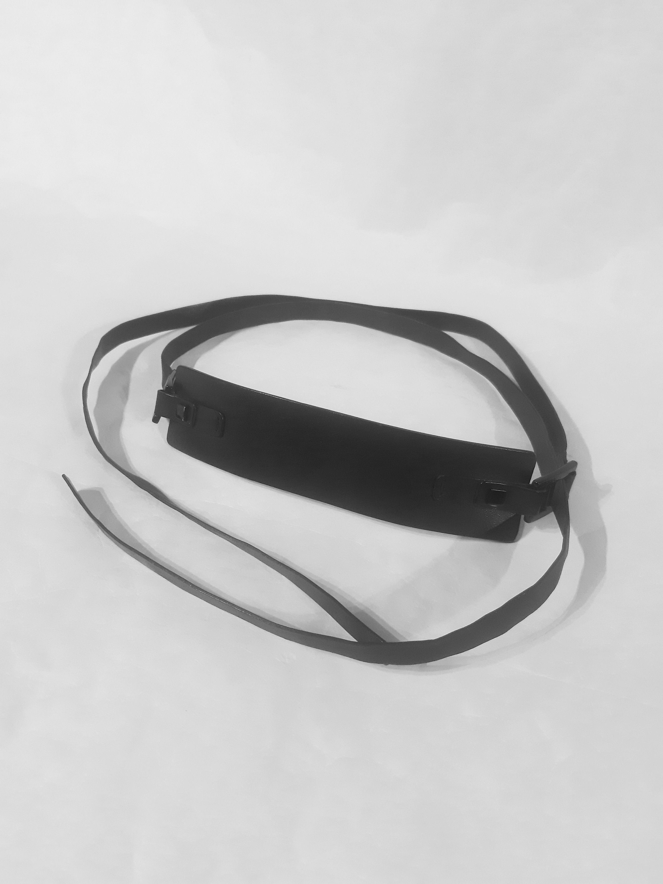 Gucci Gucci X Tom Ford SS 2001 Bondage Leather Bracelet Size ONE SIZE - 3 Thumbnail
